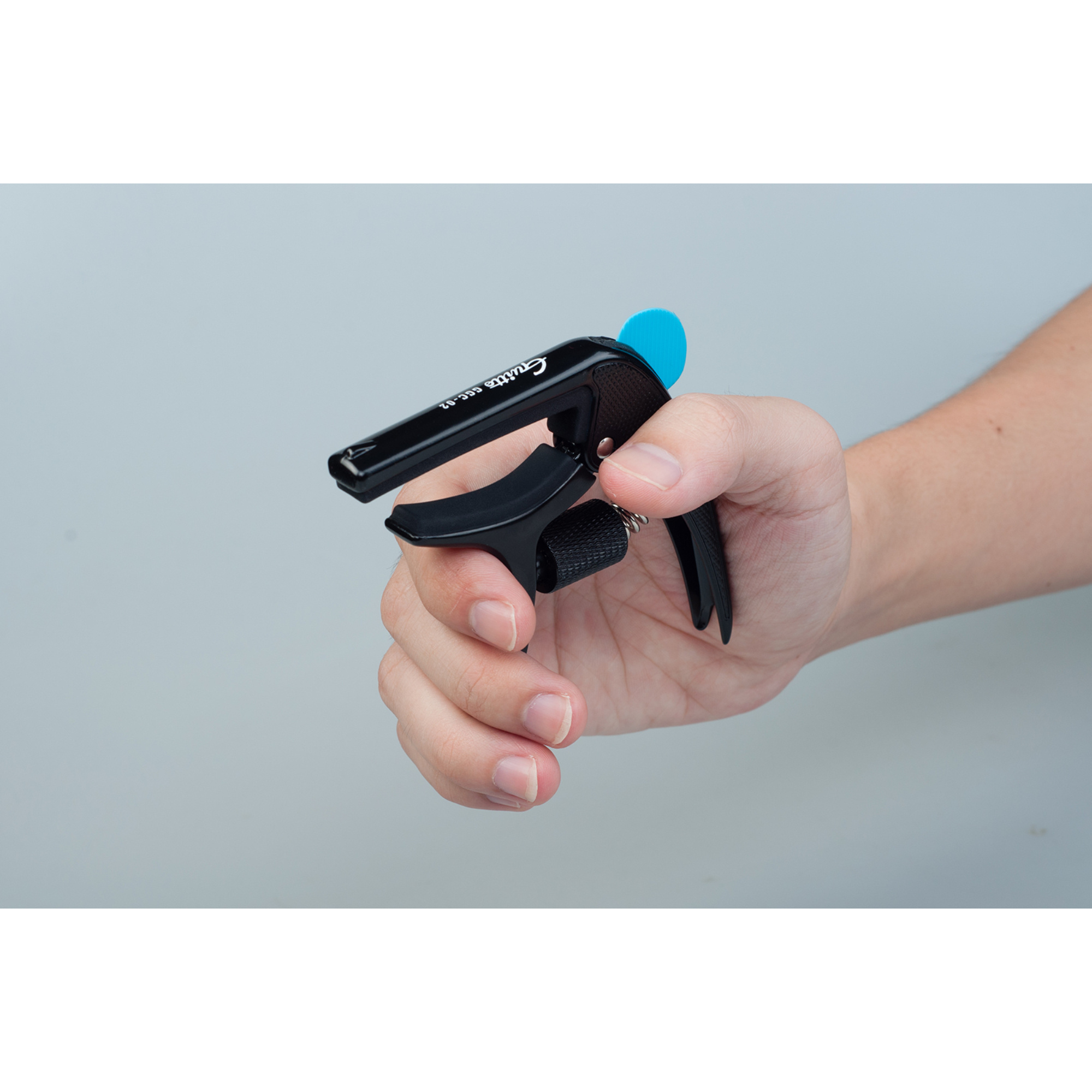 Guitto GGC-02 Revolver Capo with Innovative Functions Black