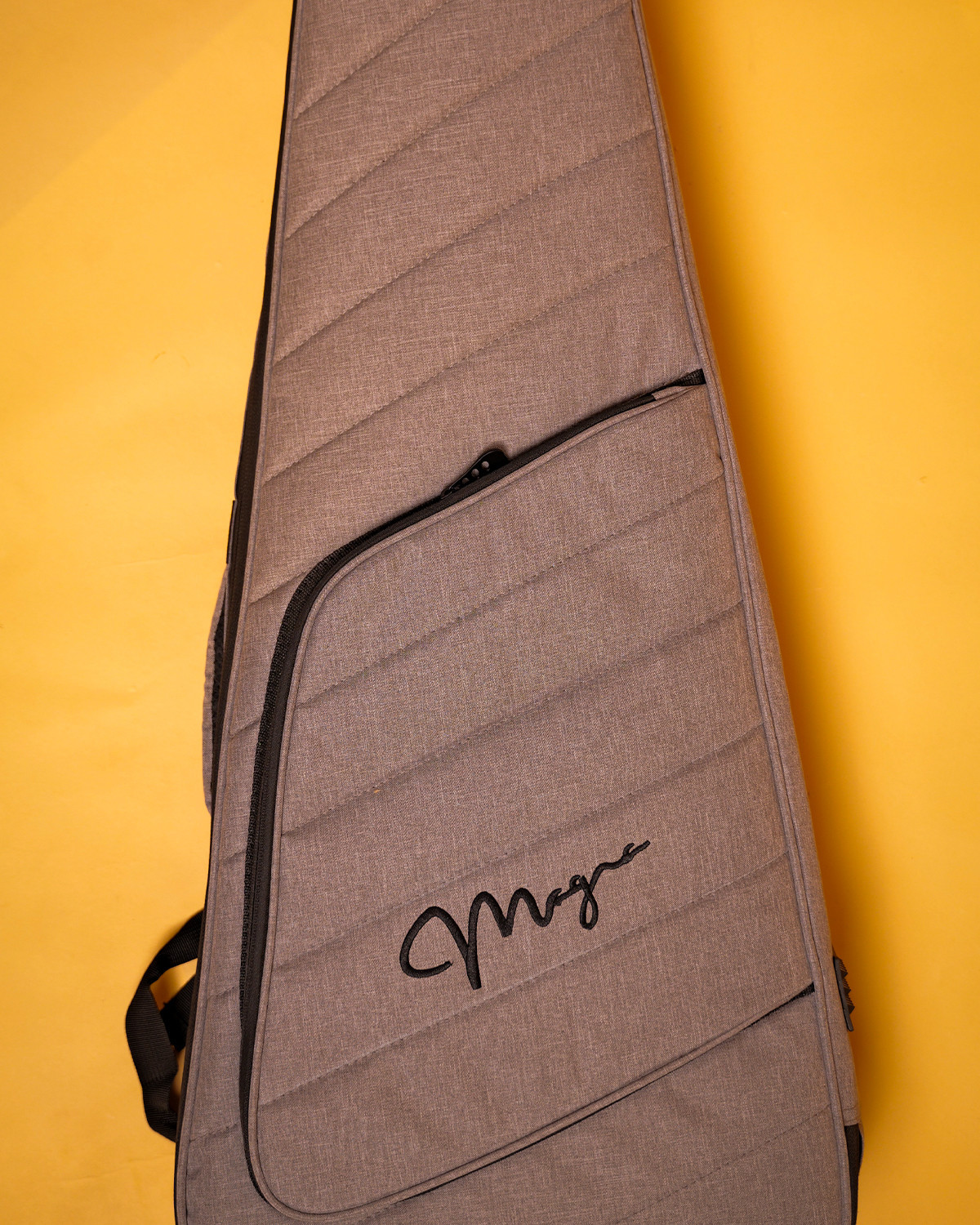 Strydom THH30 Headless 6-String The Headless Horseman Ghost Grain