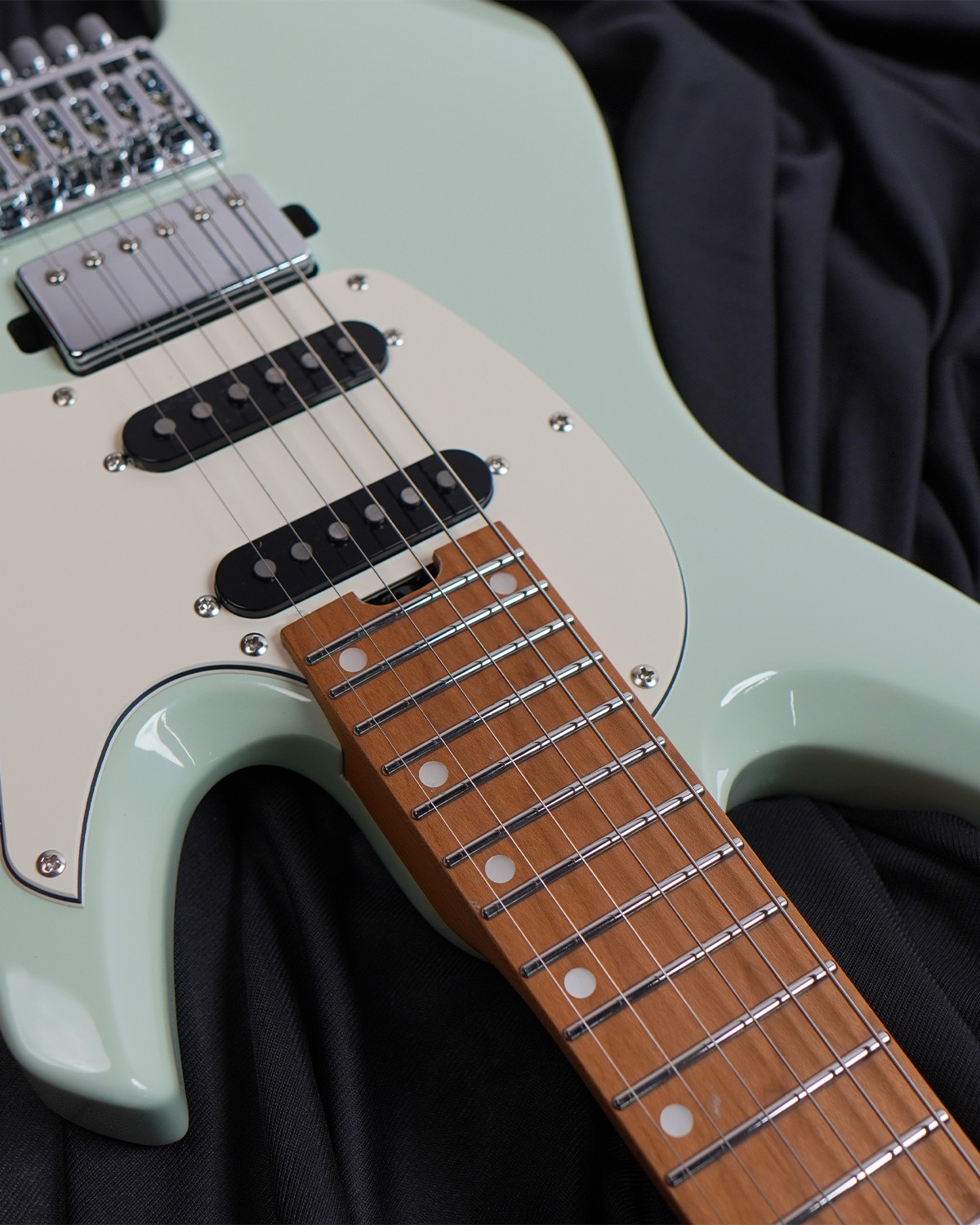 SQOE Headless Electric guitar SEWT700 - Surf Green HSS