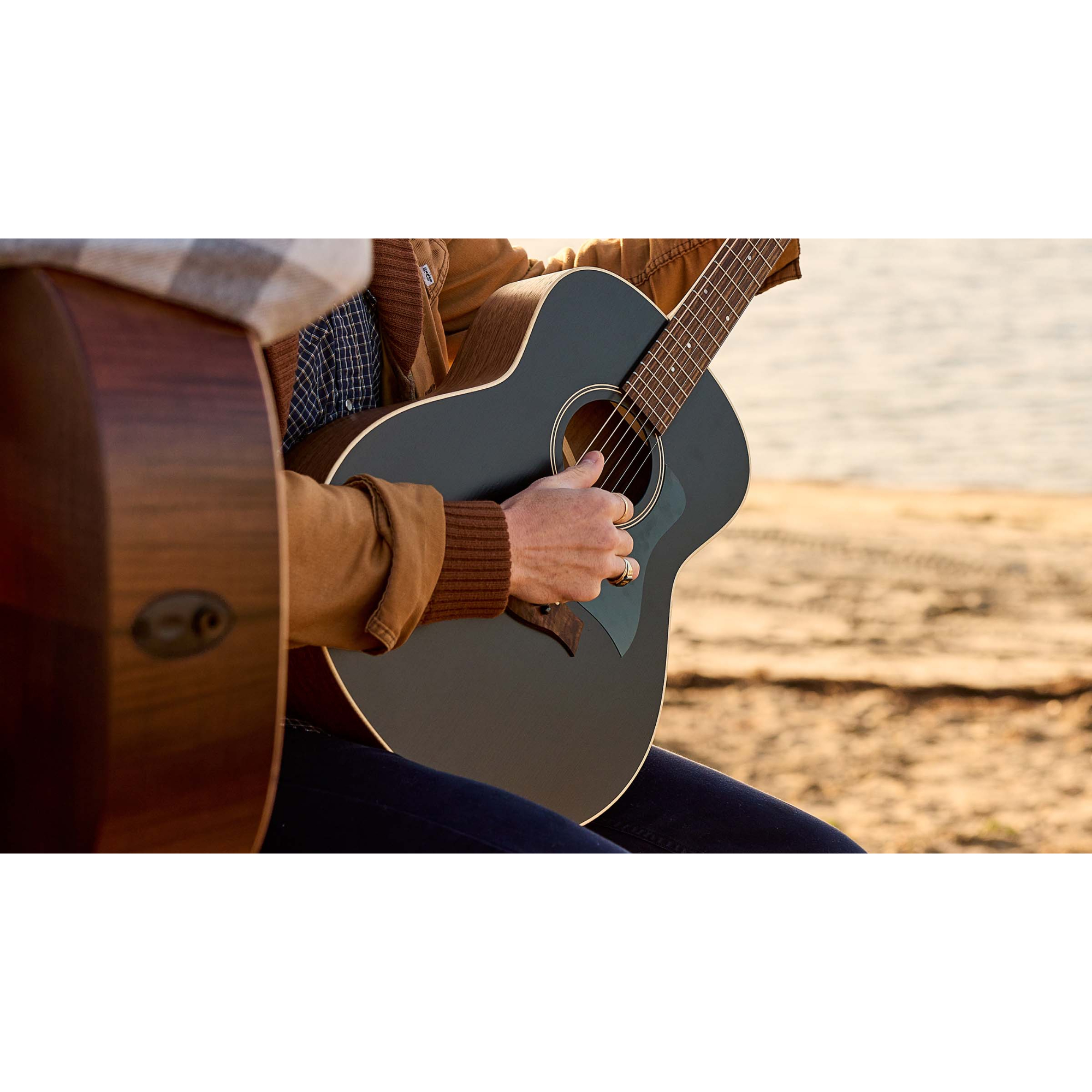 Taylor GTe Grand Theater Acoustic-electric Guitar - Blacktop