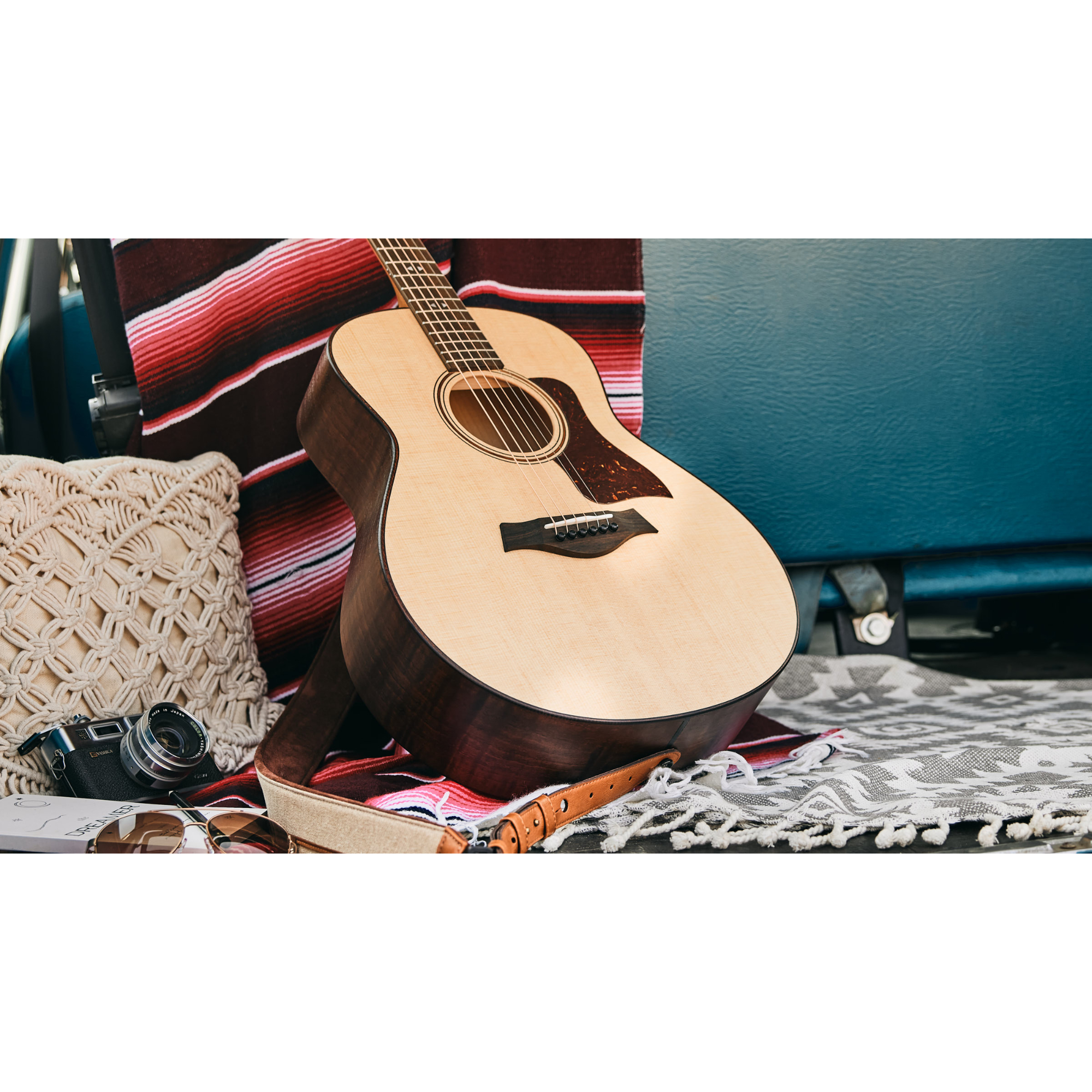 Taylor GTe Urban Ash Grand Theater Acoustic-electric Guitar - Natural