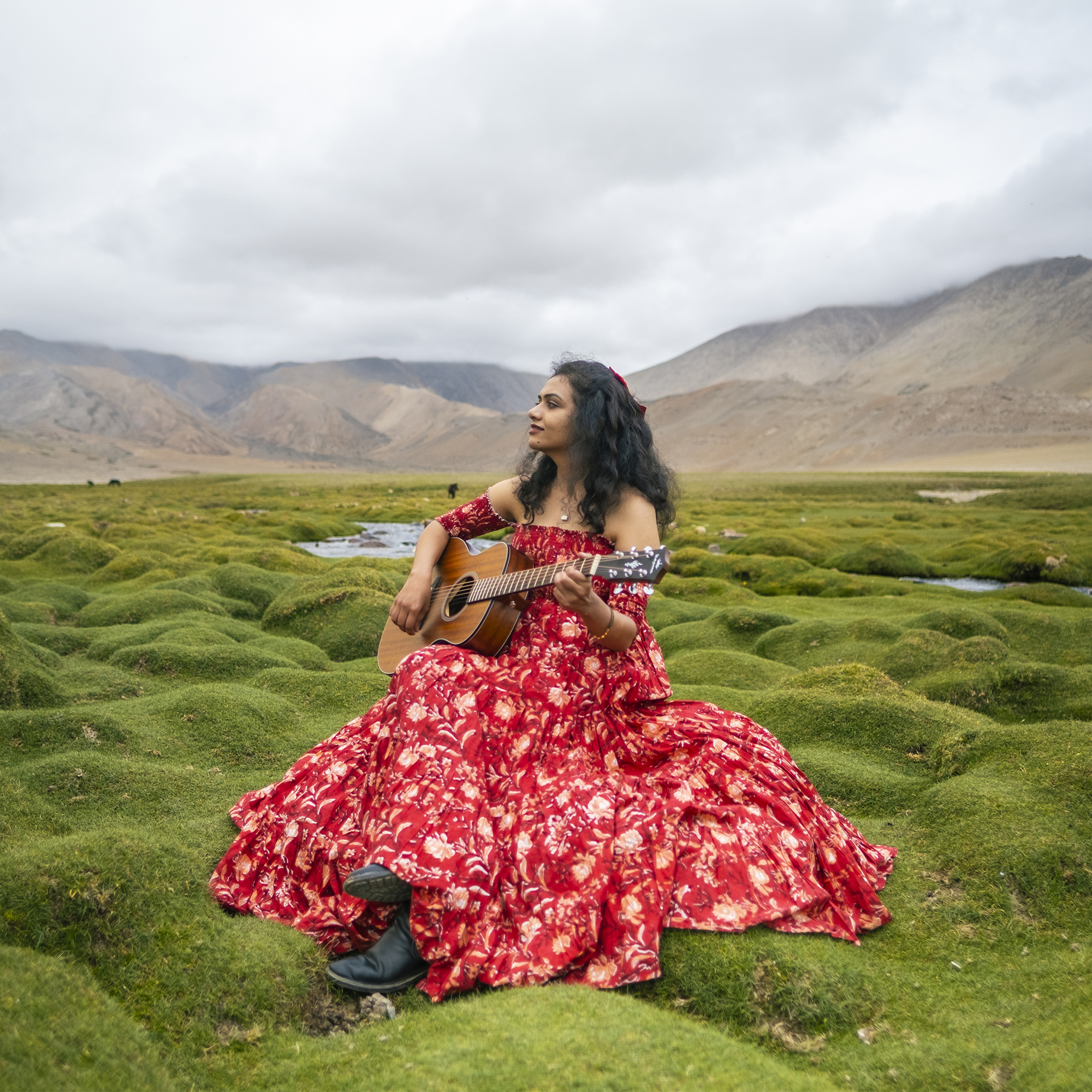 Kepma ES36-E Semi Acoustic Travel Guitar- All Mahogany