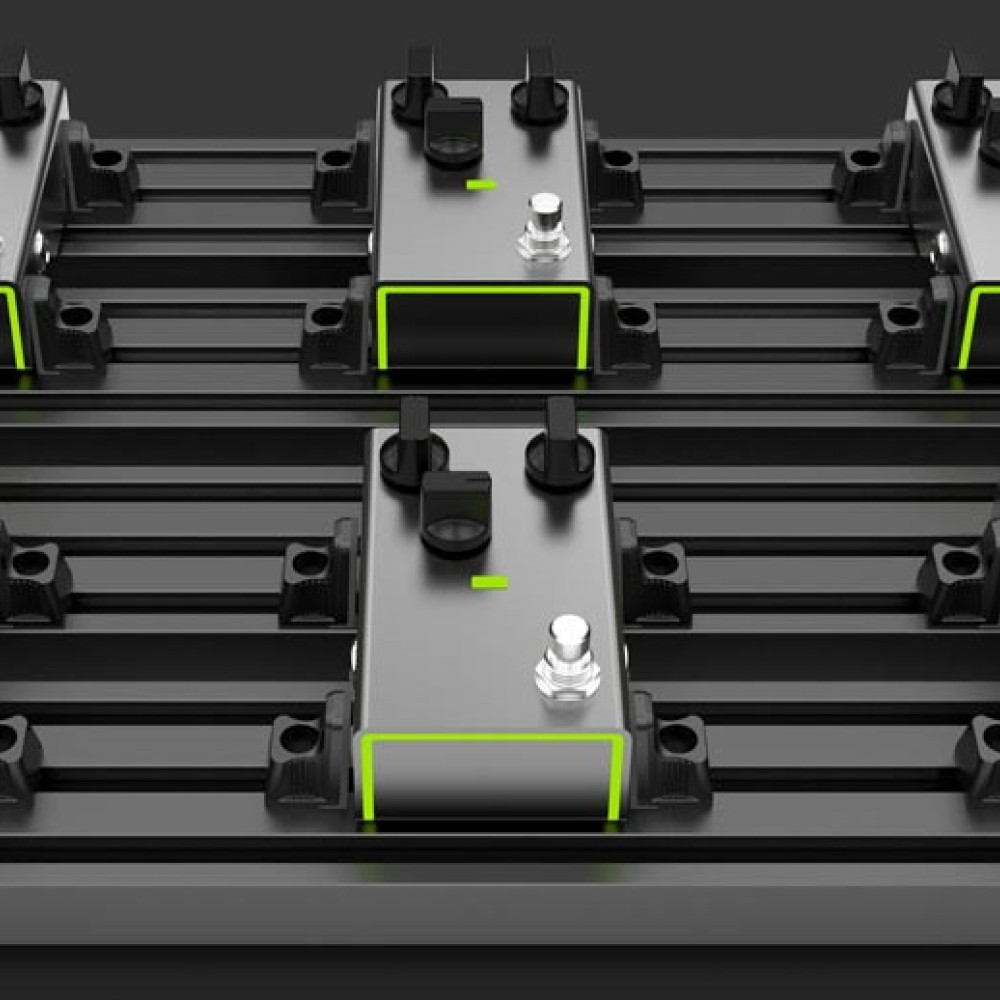 JOYO Guitto GPB-03 pedalboard loaded with pedals