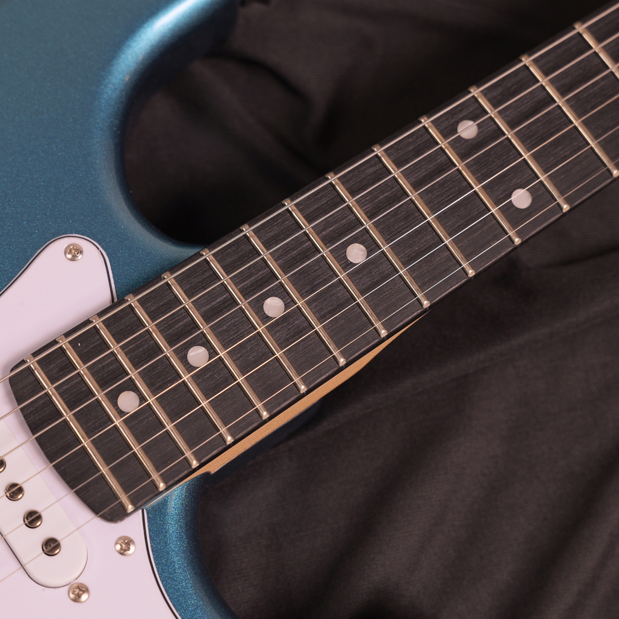 Leo Jaymz Blue Beginner Electric Guitar Complete Kit with Portable Amp Padded Gig Bag Full Accessories Maple Neck SSS Pickups