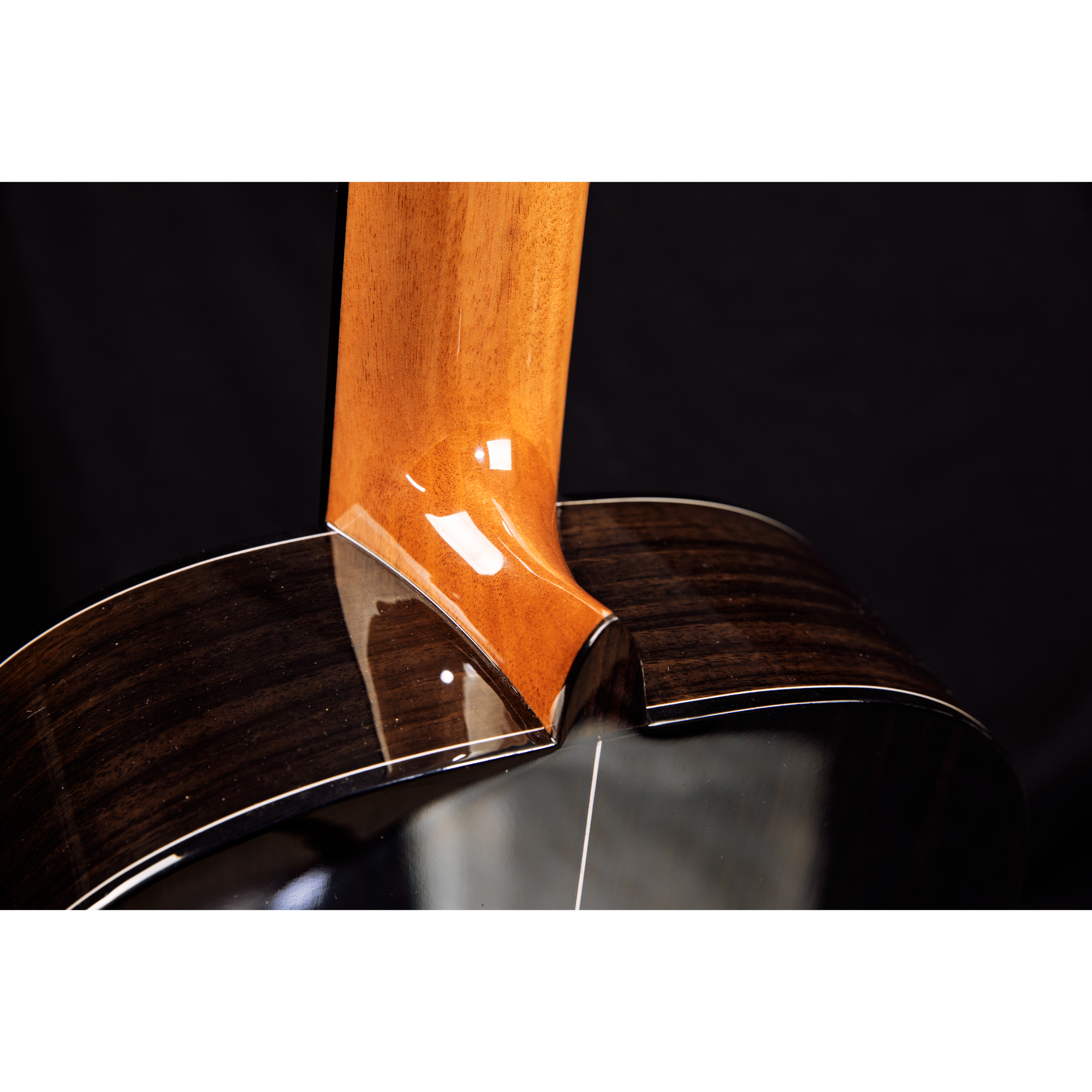 MARTINEZ MC-58C SOLID CEDAR TOPINDIAN ROSEWOOD CLASSICAL GUITAR NATURAL