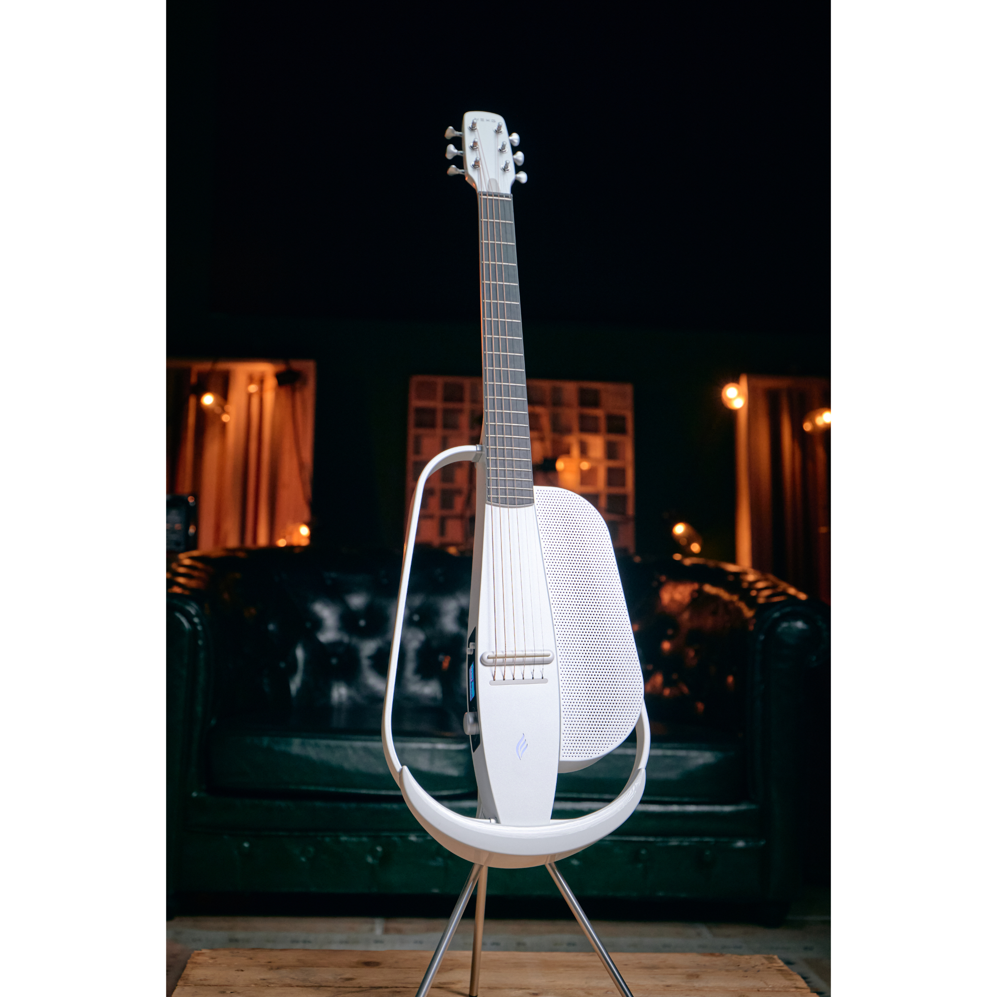 Enya NexG 2 Smart guitar White