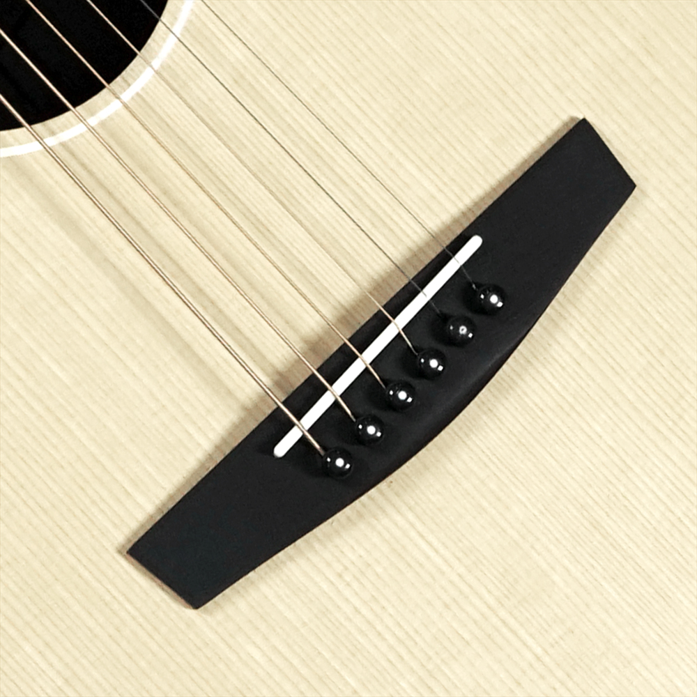 Enya Nova GE  TransAcoustic Guitar- Natural