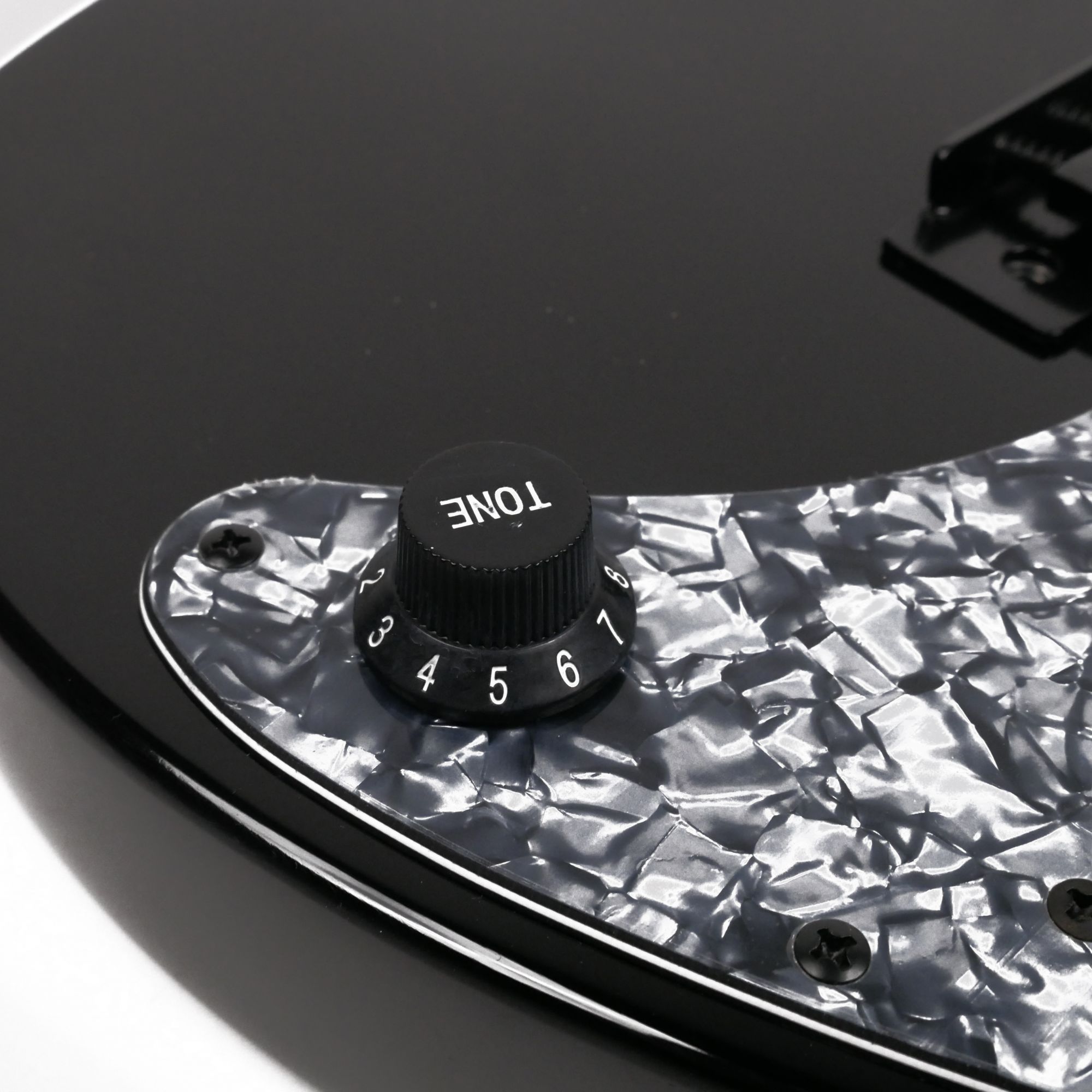 SQOE SEIB350 Black Super Strat series