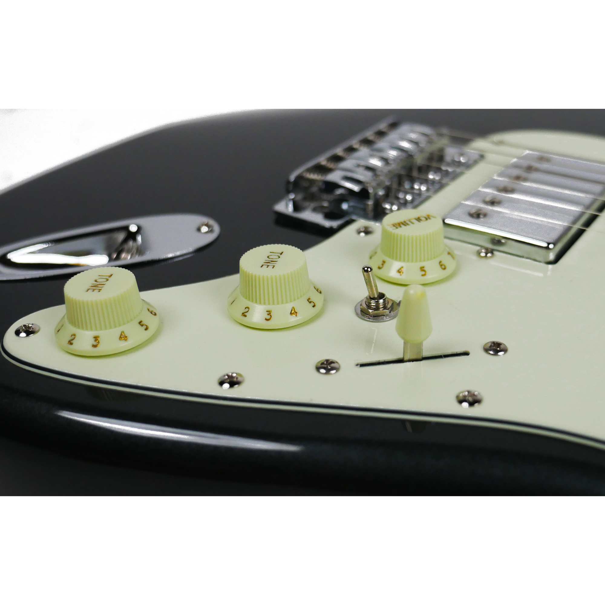 SQOE SEST600 HSS - Metallic Black