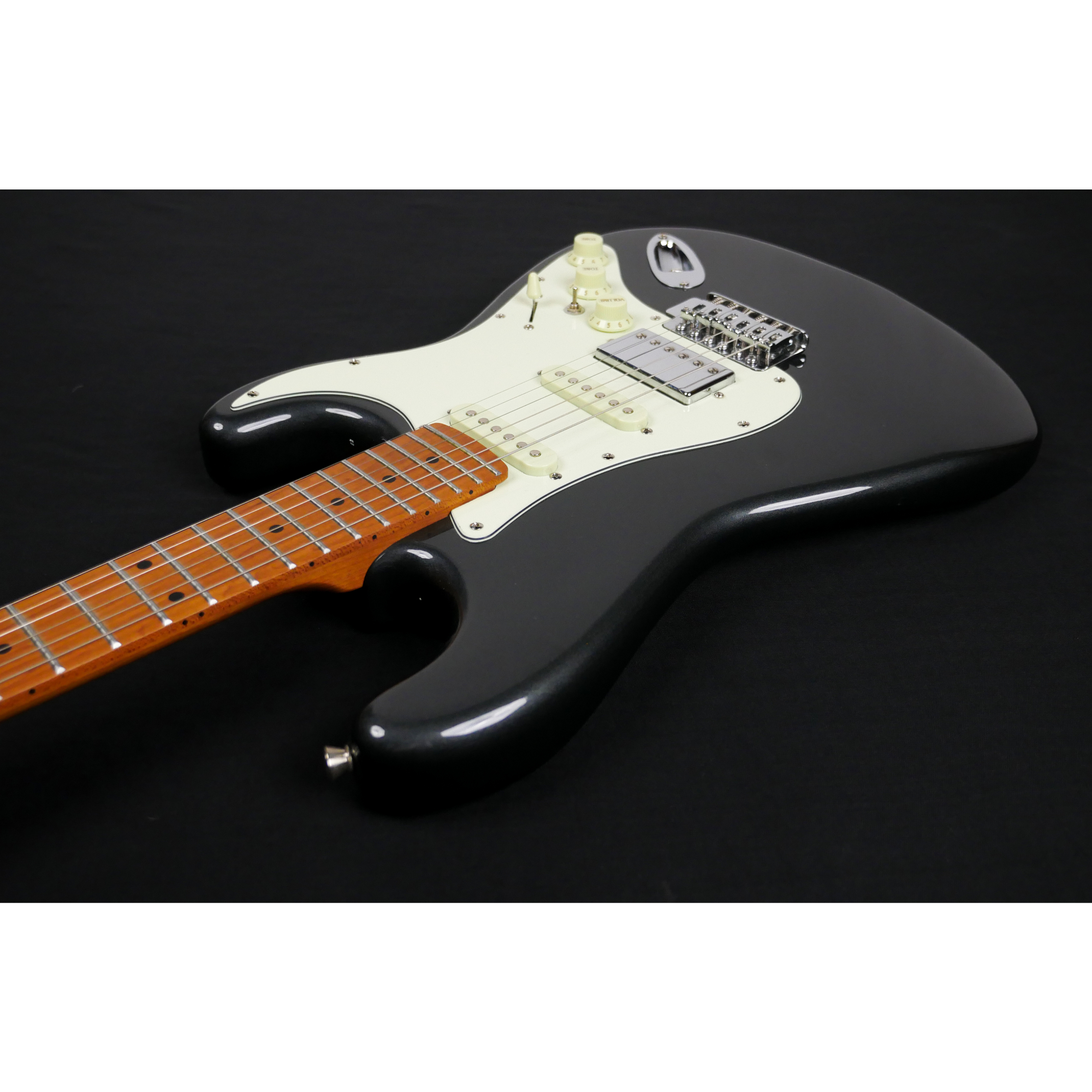 SQOE SEST600 HSS - METALLIC BLACK