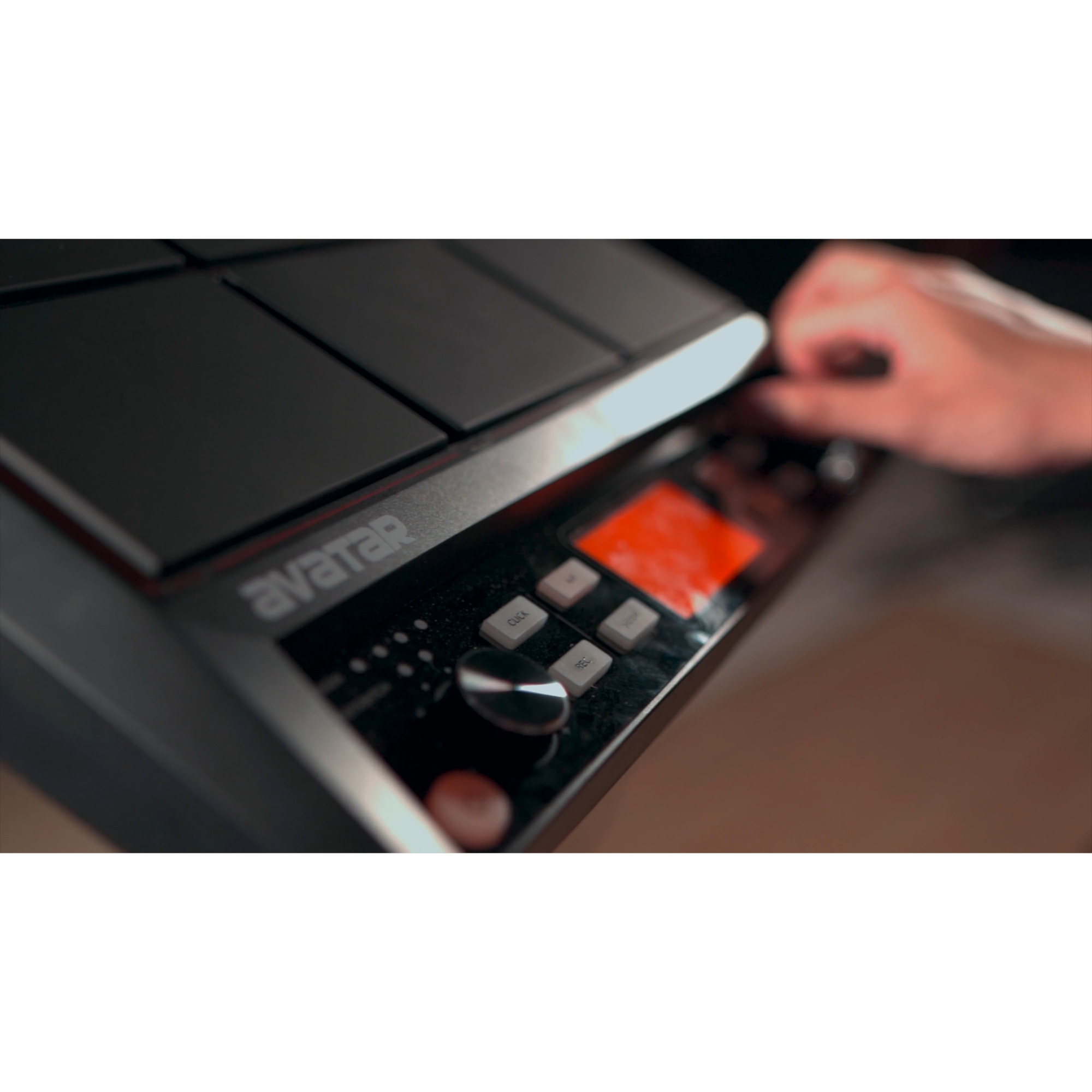 Avatar PD705 Sample Pad Portable Multipad for Drummers With 9 Velocity Sensitive Drum Pads 592 Percussion Sounds Support USBMIDI In OutAUX