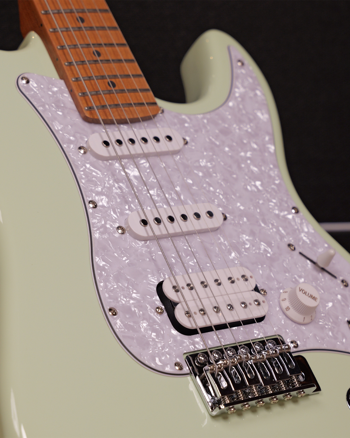 SQOE SEST500 Macaron Green Electric Guitar HSS