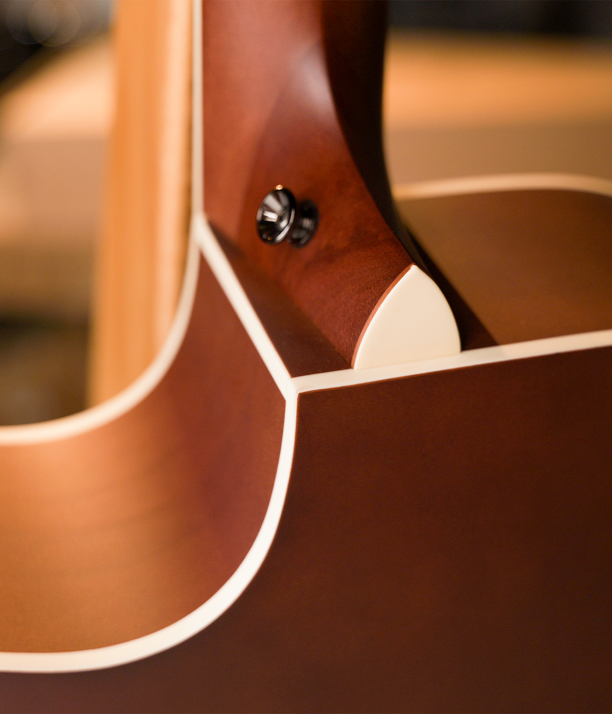 Kepma D1CE TRANS K10- Semi acoustic Guitar- Crimson satin