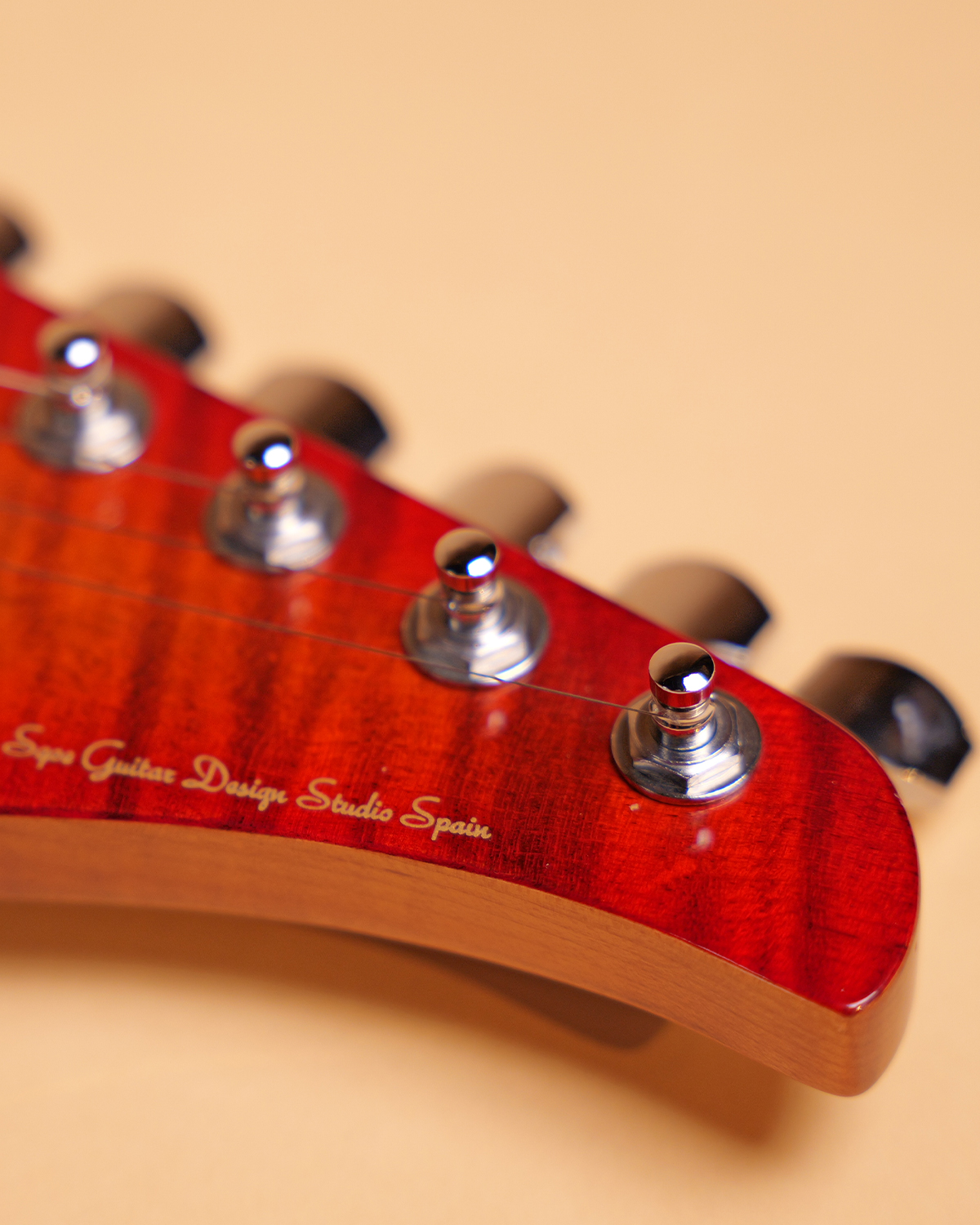 SQOE SEIB998 Volcanic Red Custom HSH Electric Guitar