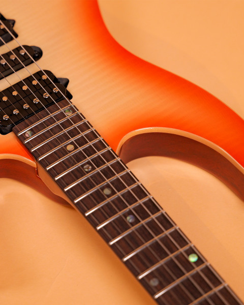 SEIB998 Caramel Black Image 3