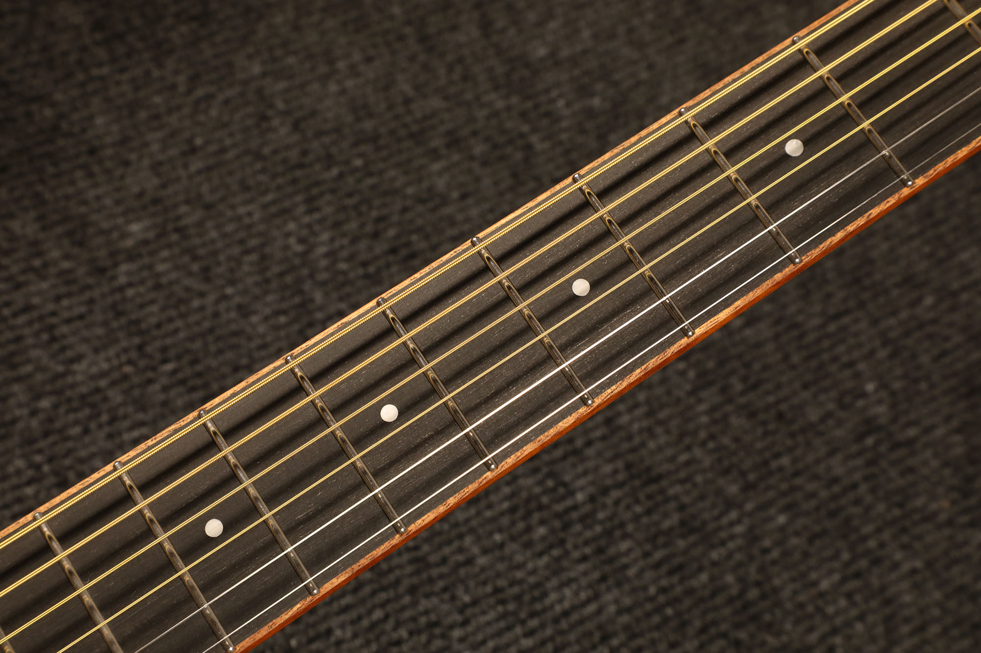 SQOE 36GS-BS Natural Spruce engineered wood fingerboard