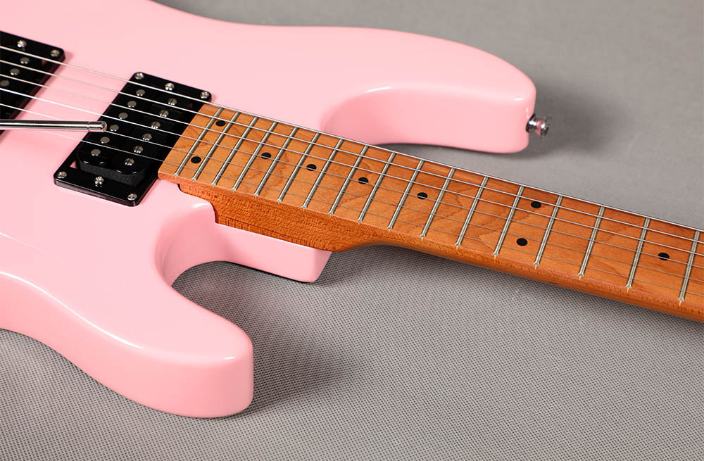 SQOE SEIB450 Pink roasted maple neck and fretboard