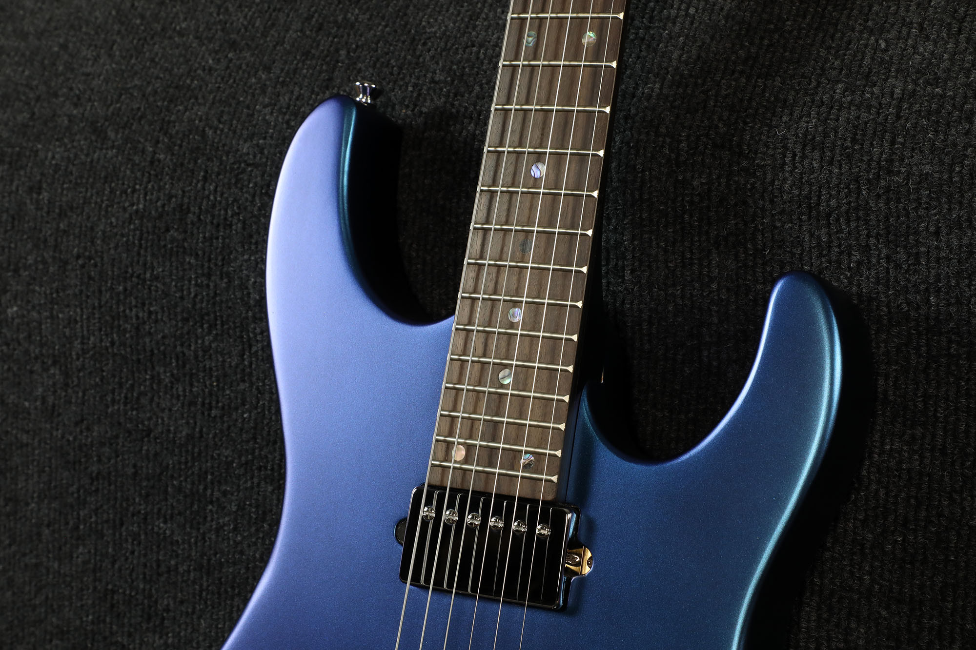 SQOE SEIB500 Chameleon neck humbucker and matte body