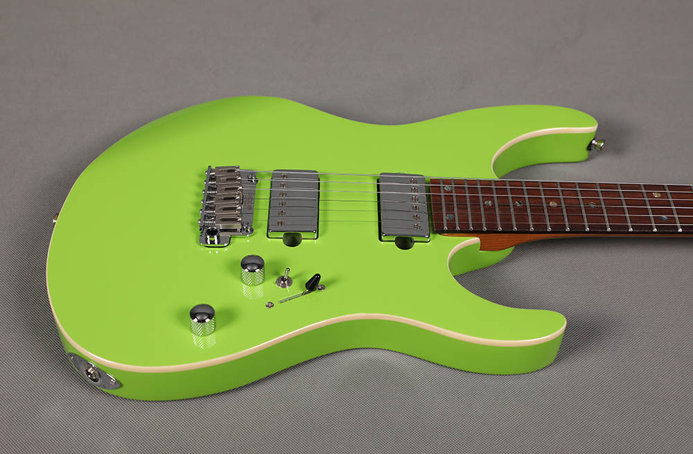 SQOE SEIB500 Melbourne Green chrome-covered humbuckers and controls