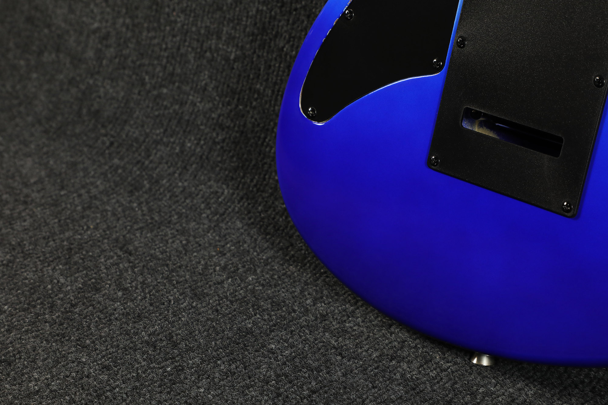 SQOE SEIB500 Storm Galaxy Blue tremolo cavity cover