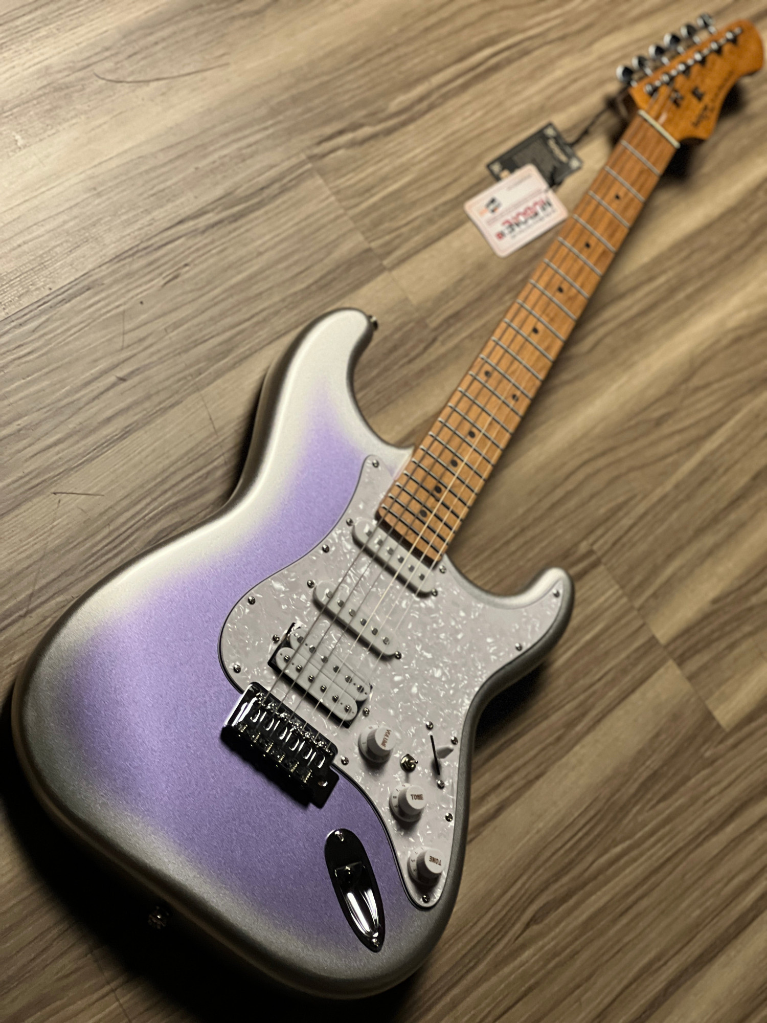 SQOE SEST610 Ice Flower Purple body and roasted maple fretboard