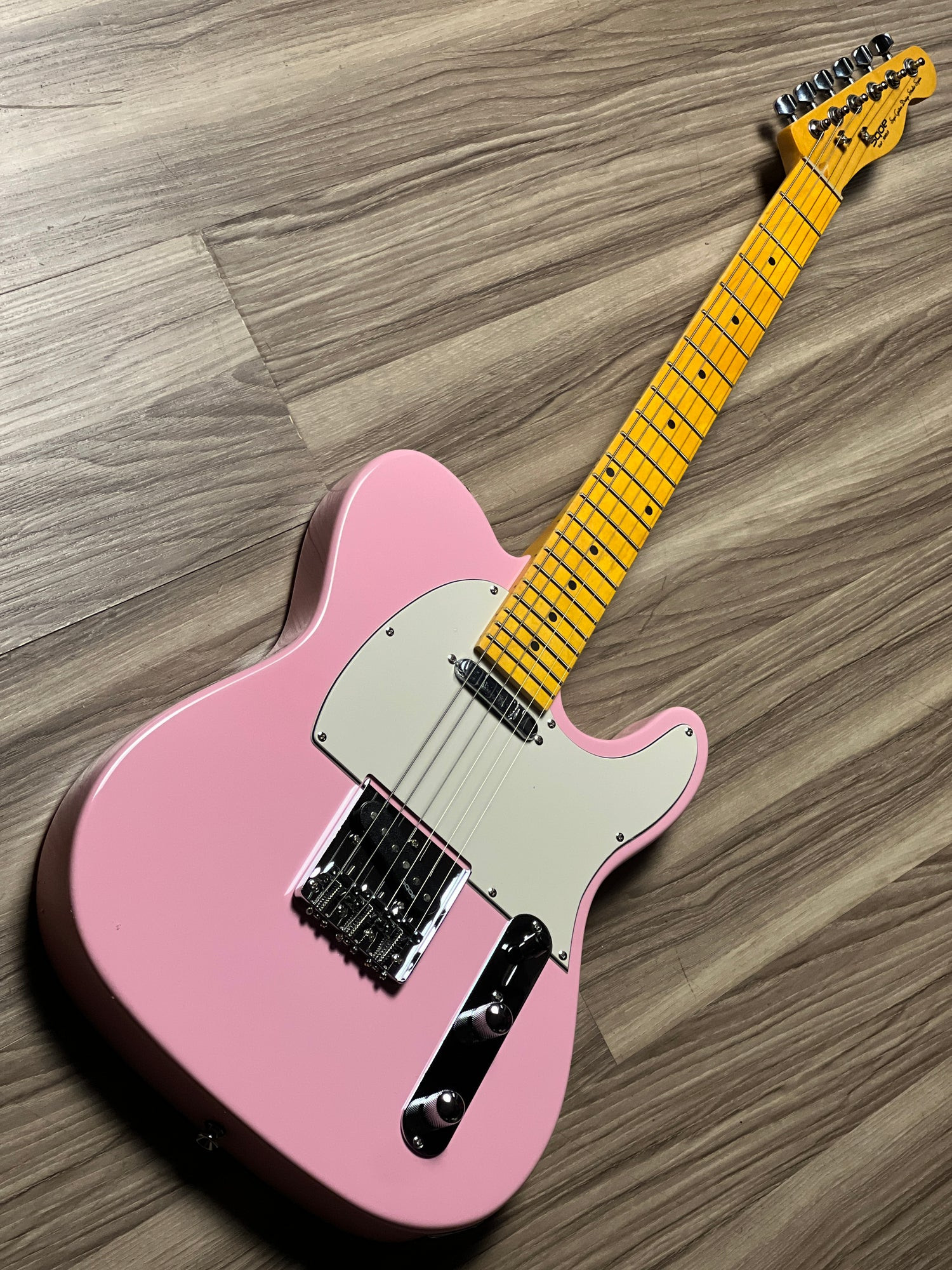 SQOE SETL250 Shell Pink angled body view