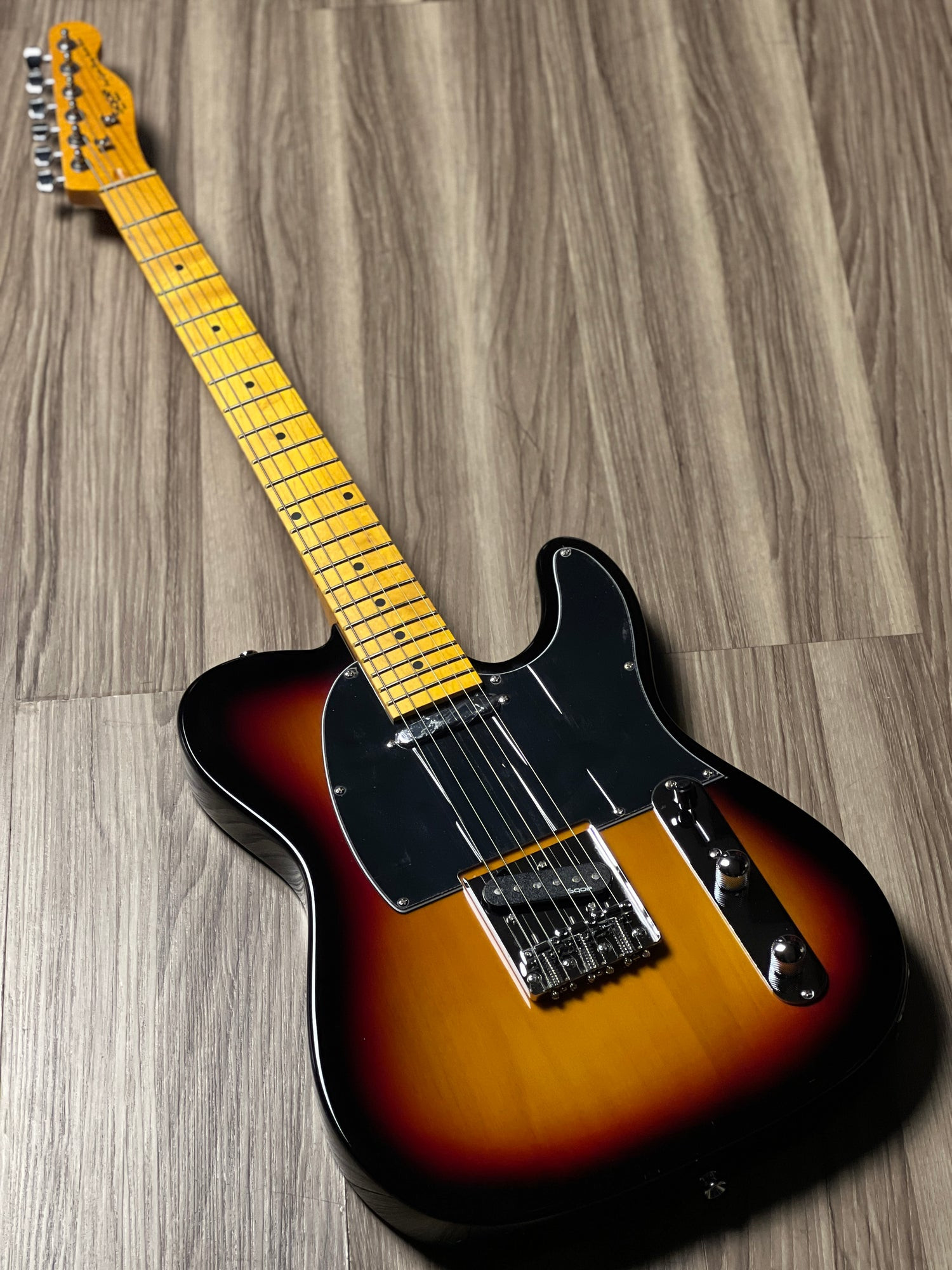 SQOE SETL250 Sunset full guitar view
