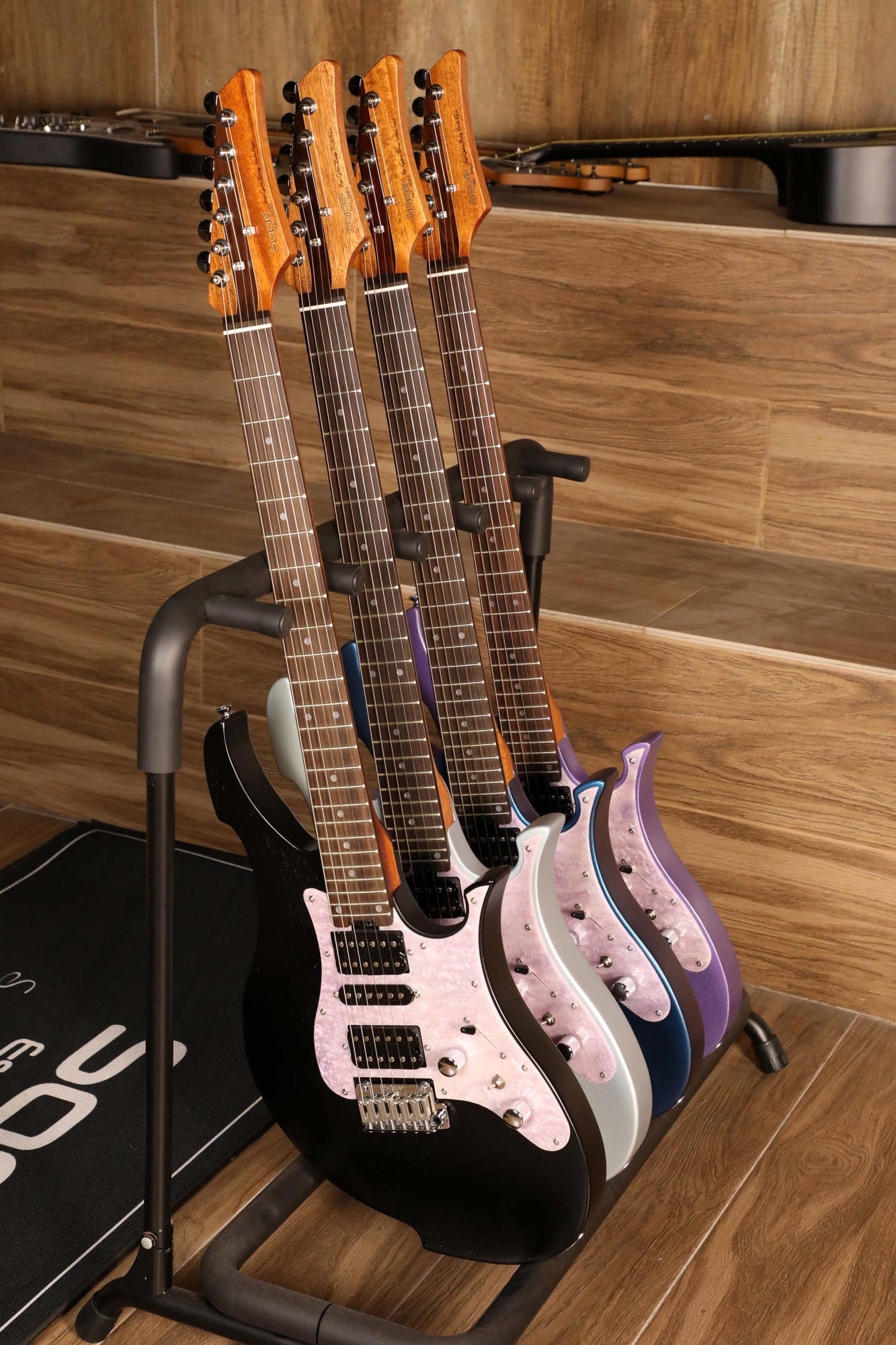 SQOE SEYX700 necks and headstocks