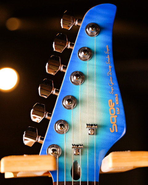 SQOE SEIB998 Ice heart blue Custom HSH Electric Guitar