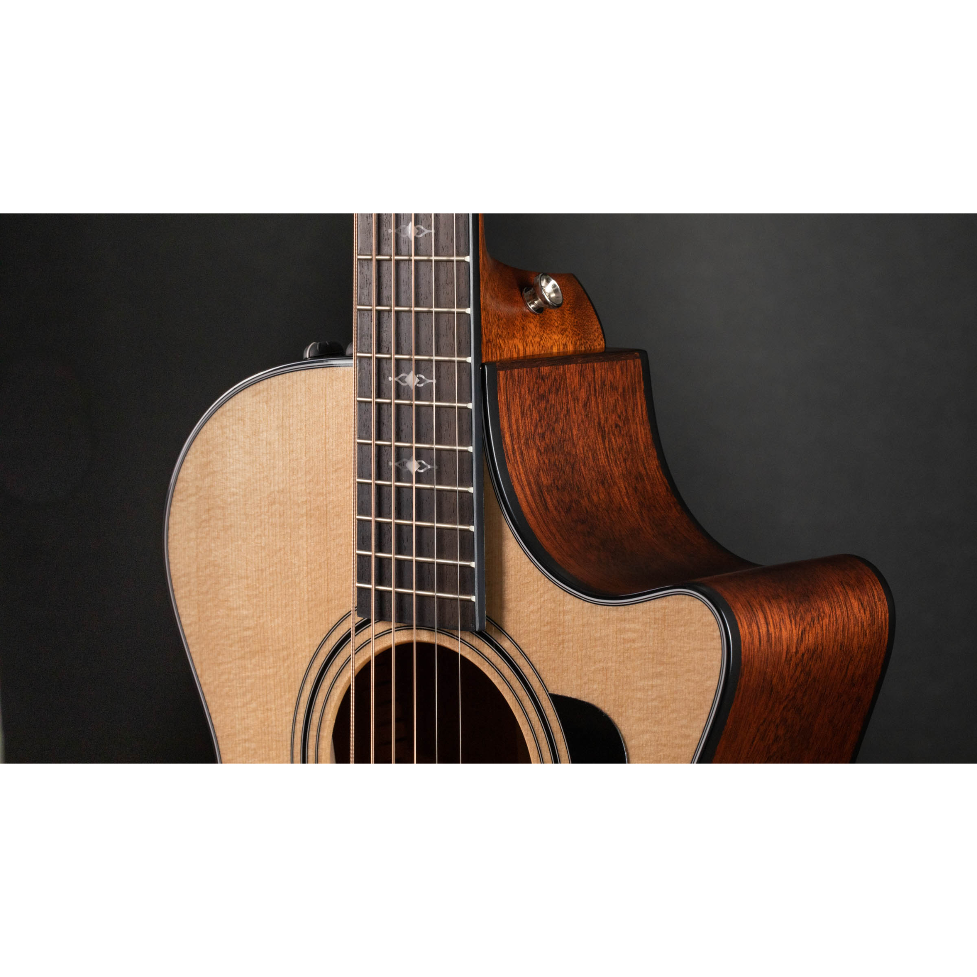 Taylor 312ce V-Class Acoustic-electric Guitar - Natural