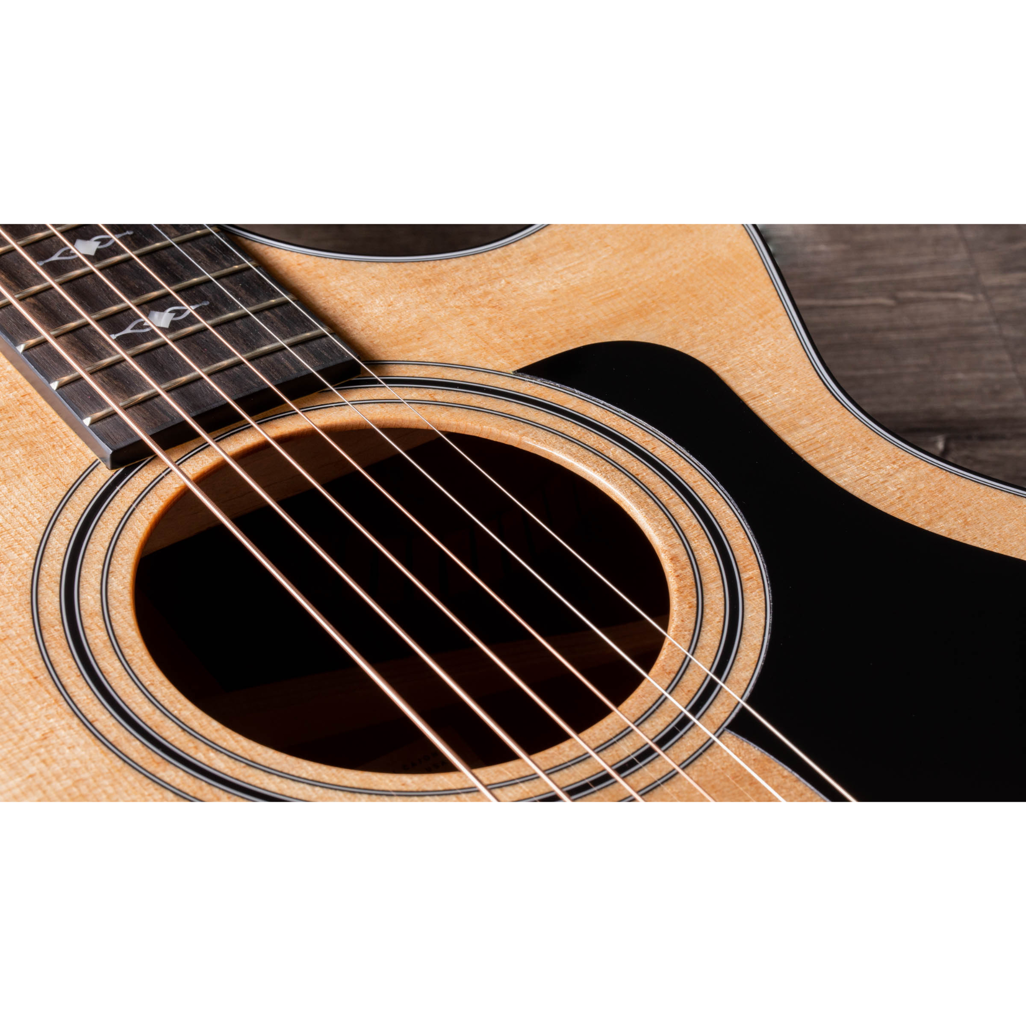 Taylor 312ce 12-Fret V-Class Acoustic-electric Guitar - Natural