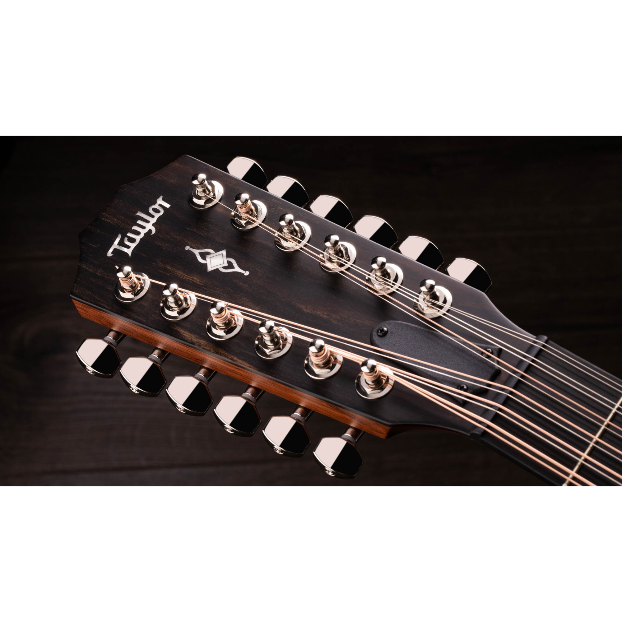 Taylor 352ce 12-string Acoustic-electric Guitar - Natural Sitka Spruce