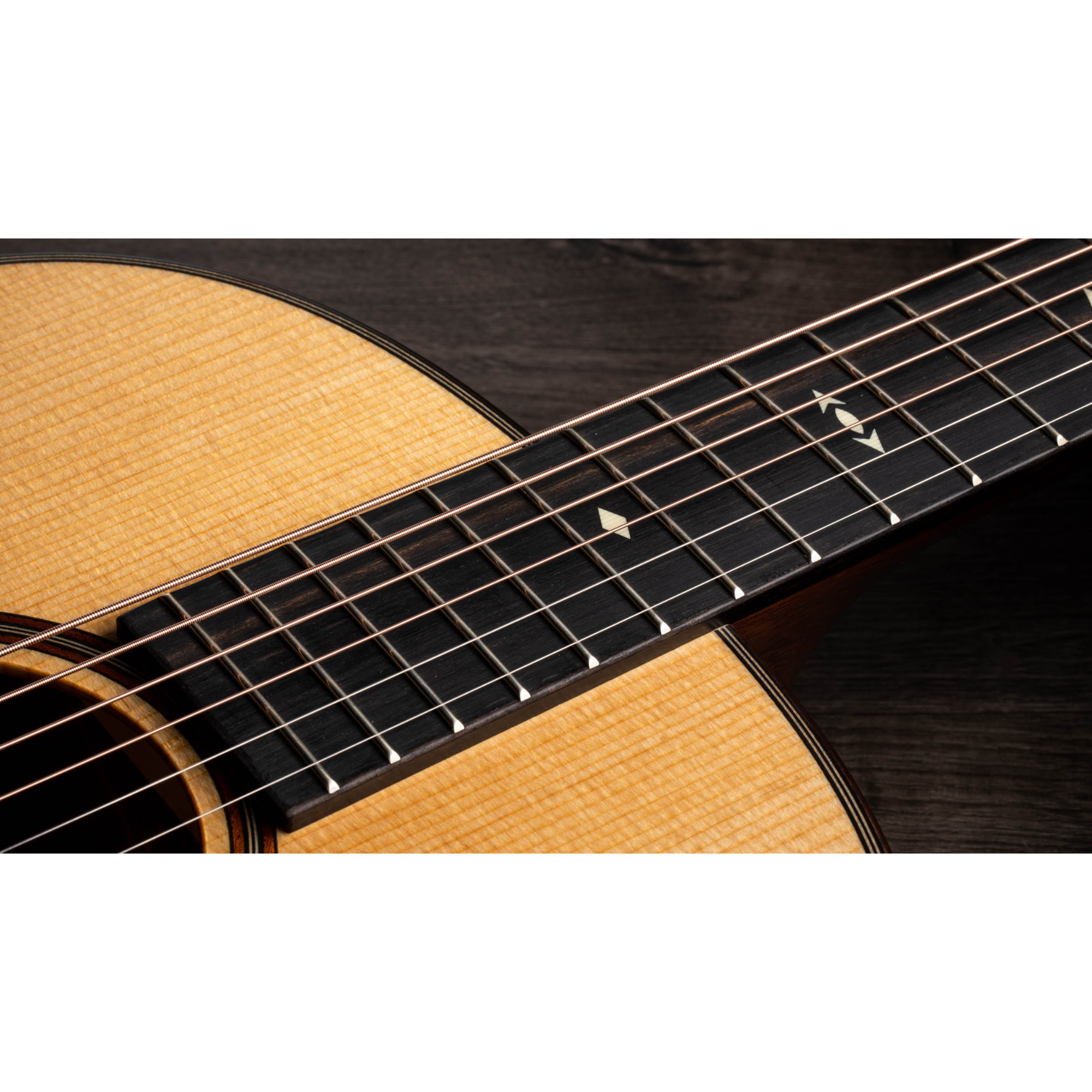 Taylor 517e Grand Pacific Builders Edition V-Class - Natural