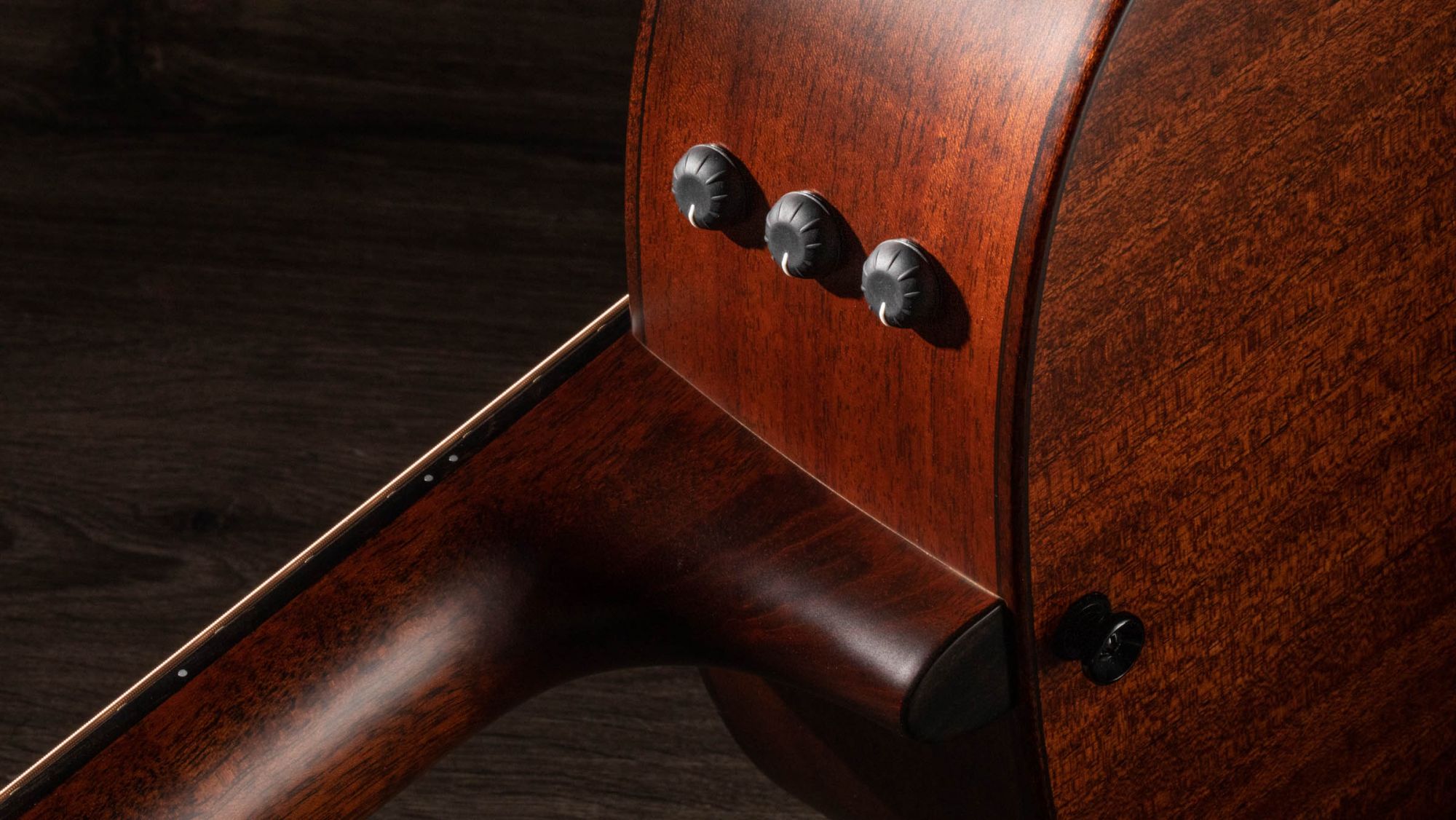 Taylor 517e Grand Pacific Builders Edition V-Class - Wild Honey Burst