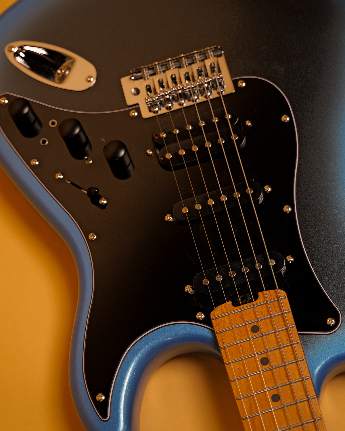 Strydom ST30 Pro Frost Blue Built-In Riot Processor HSS