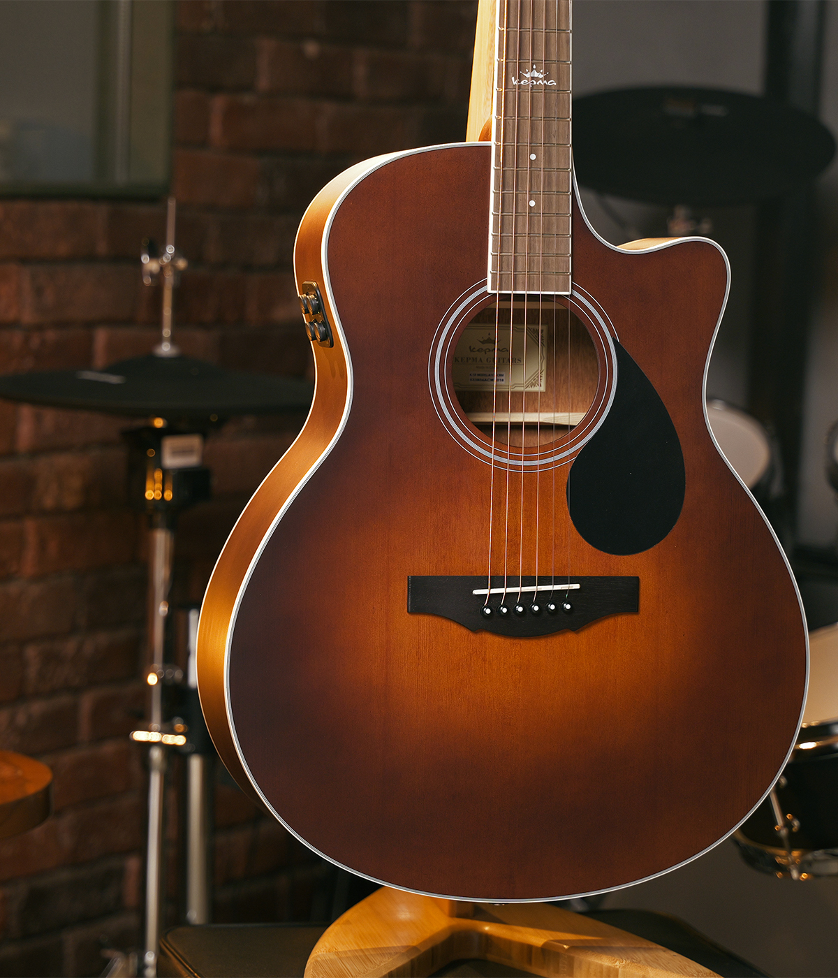 Kepma A1CE TRANS K10- Semi acoustic Guitar- Crimson satin