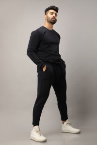 Men's Pullover In Navy Blue