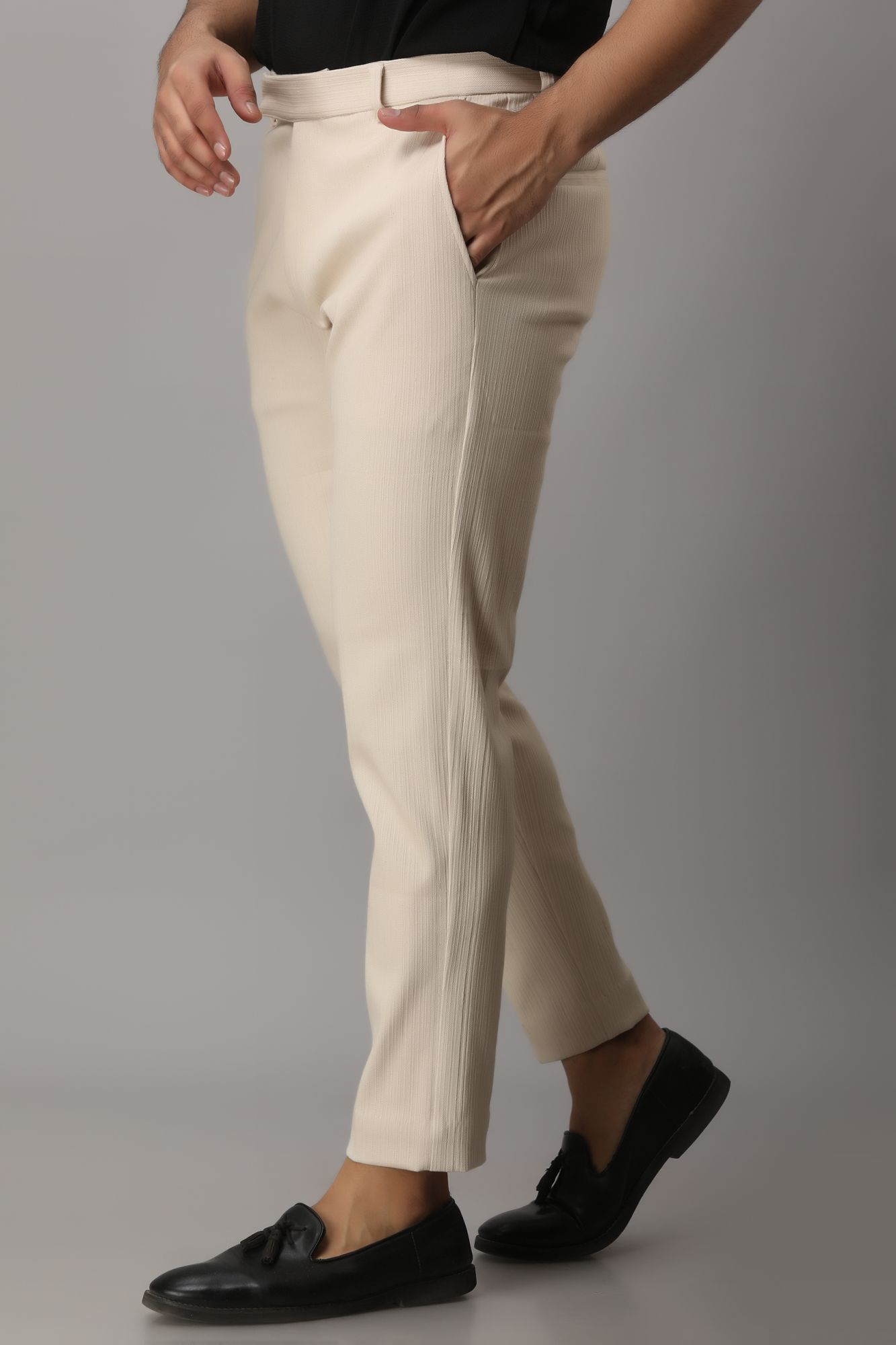 Mens Textured Tailored Fit Pants