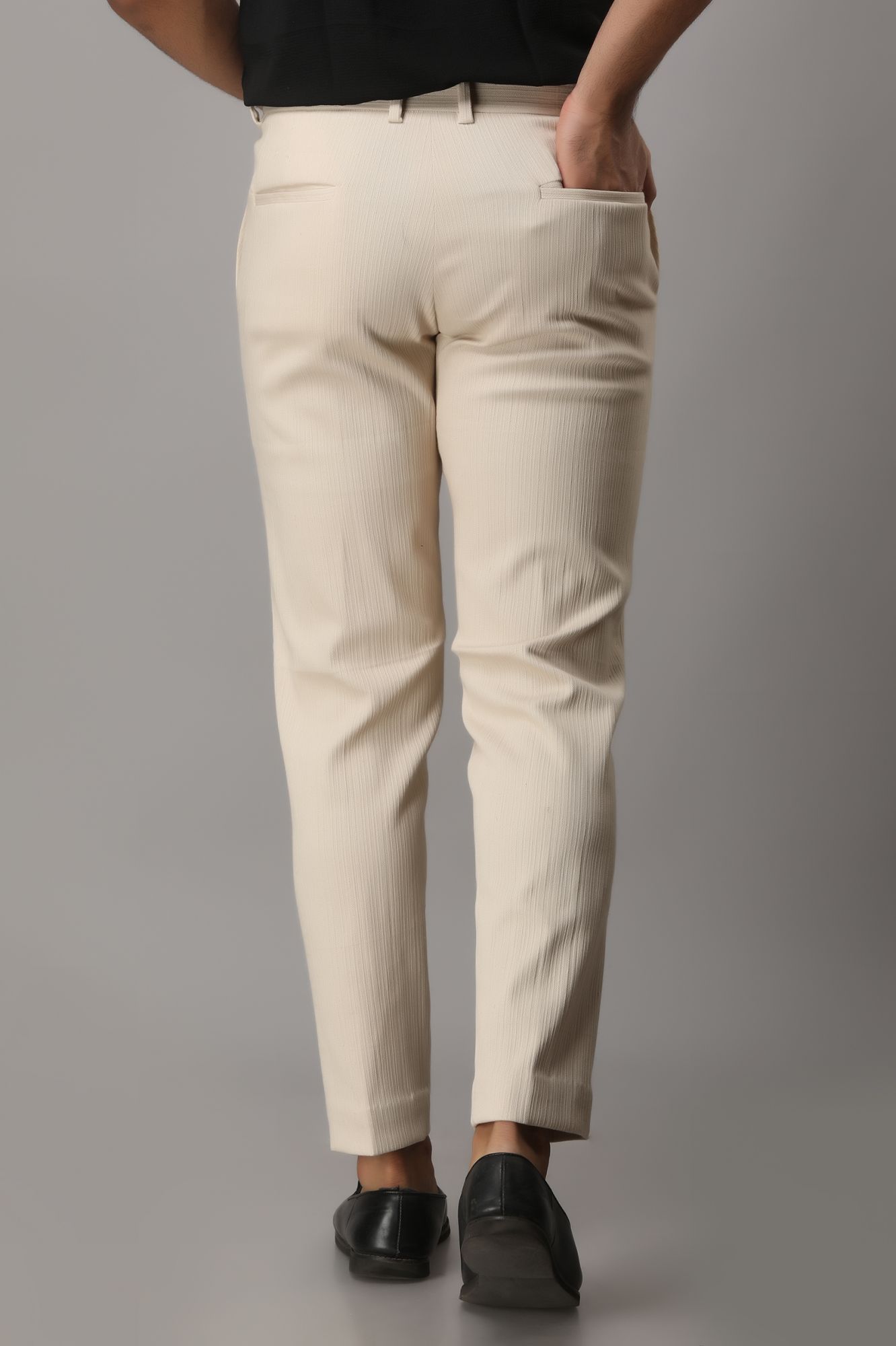 Mens Textured Tailored Fit Pants