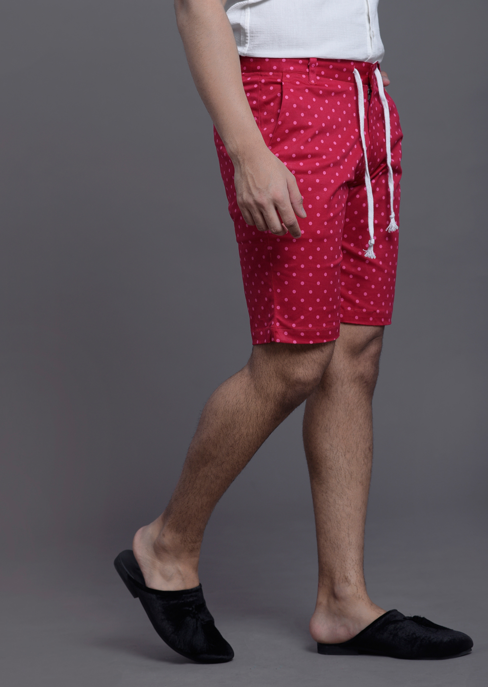 Mens Dotted shorts in red