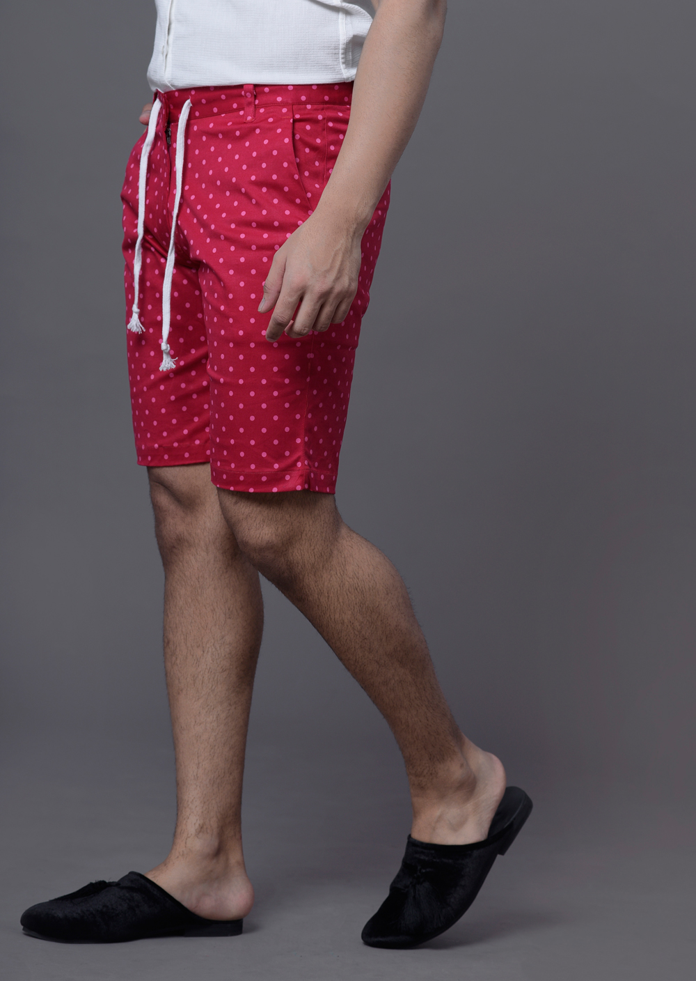 Mens Dotted shorts in red