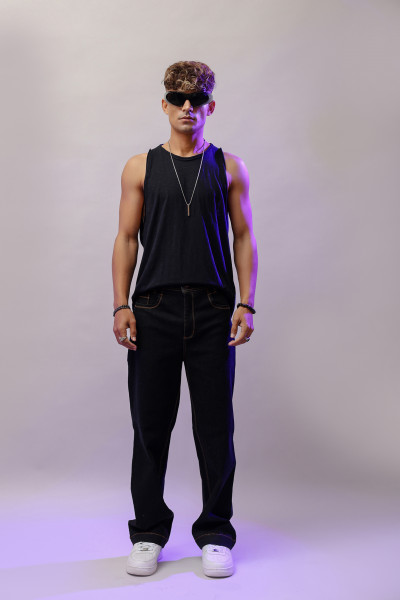 Baggy Fit Jeans In Black
