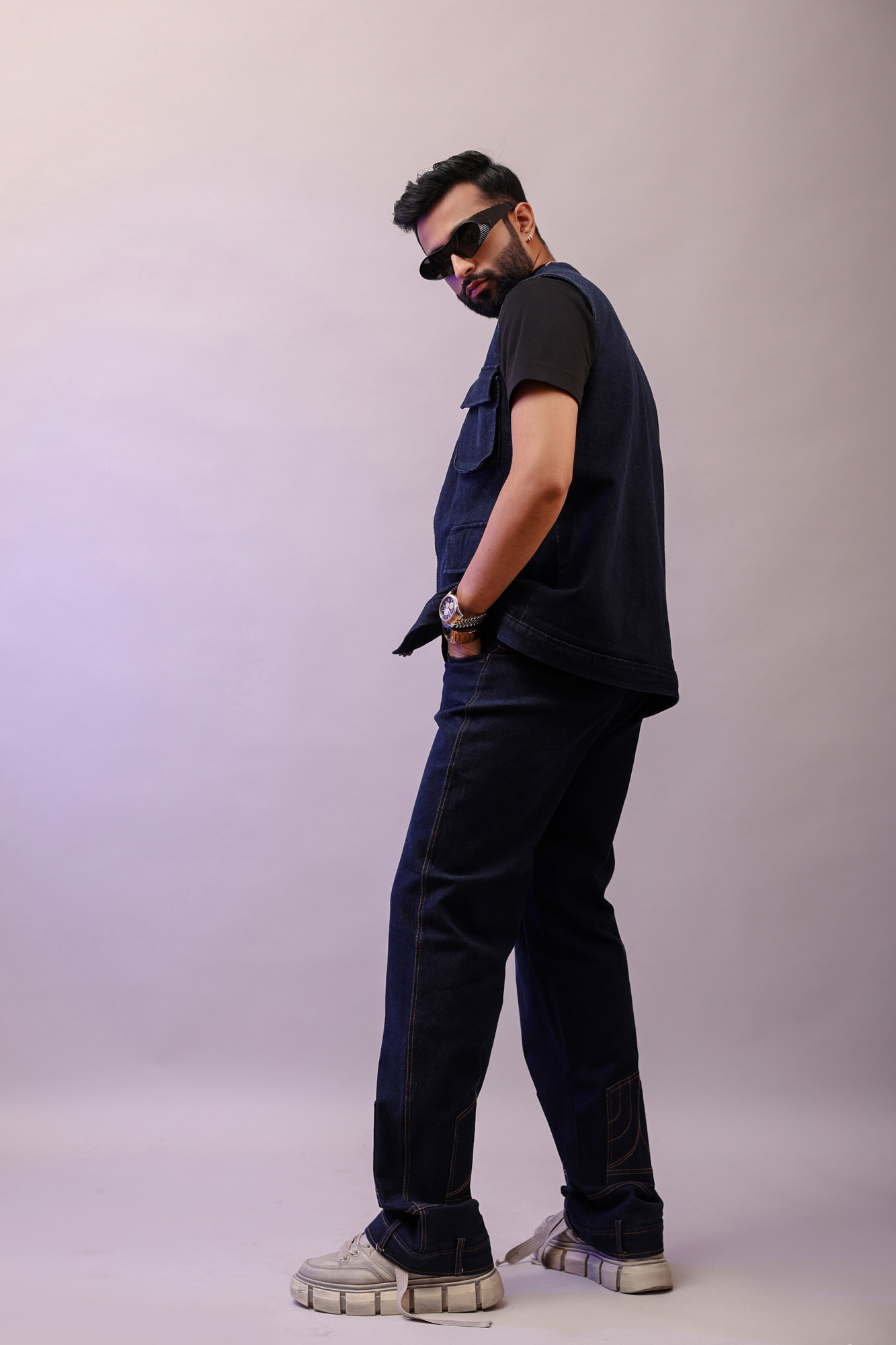 Off Sleeve Denim Jacket