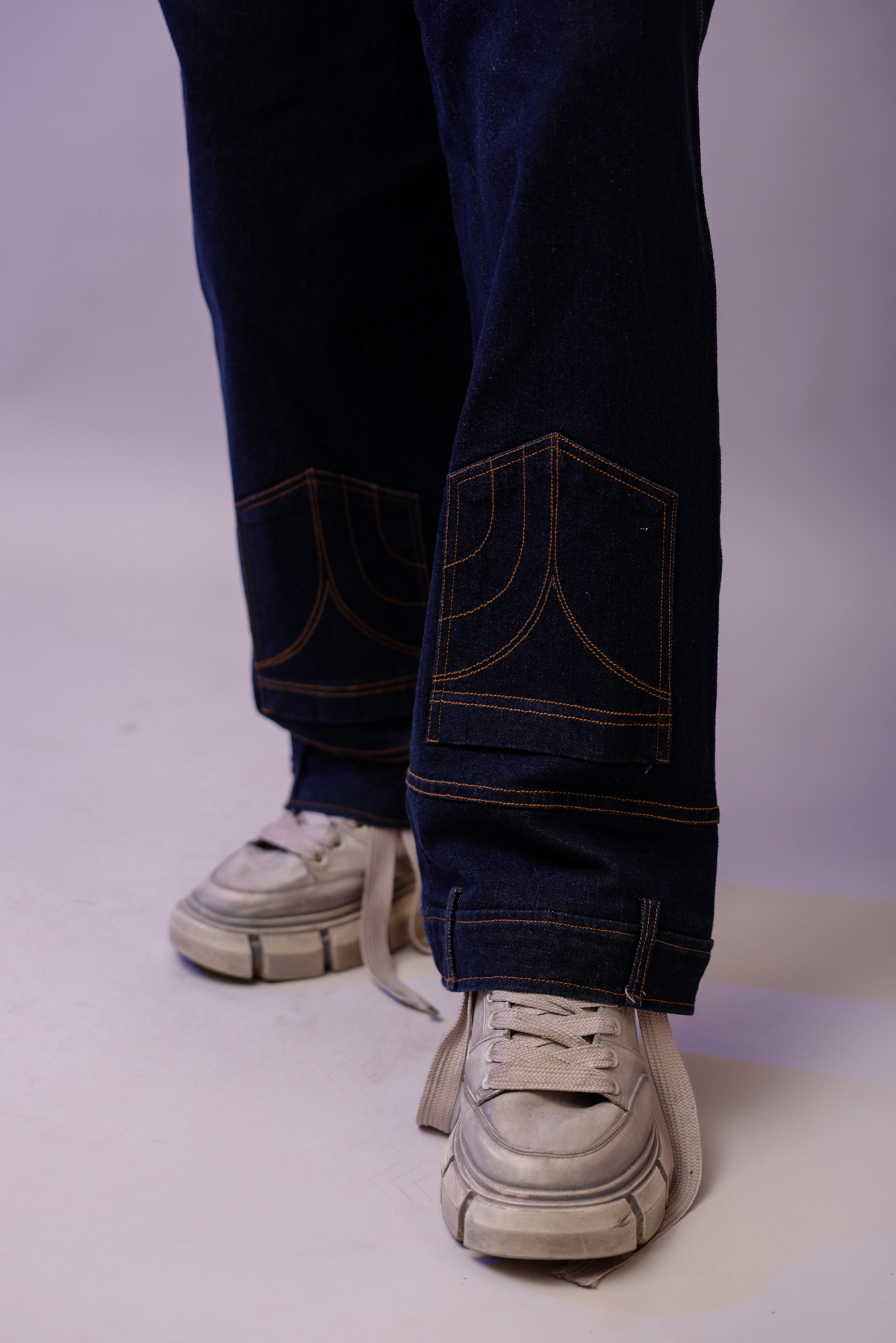 Reverse Pocket Baggy Jeans