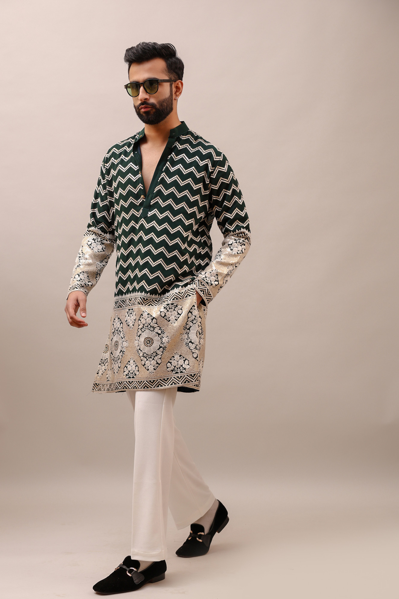 Embroidered Kurta In Dark Green