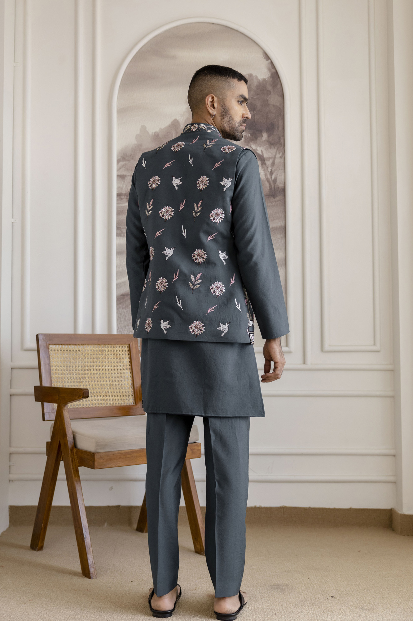 Embroidered Kurta Koti Set In Green