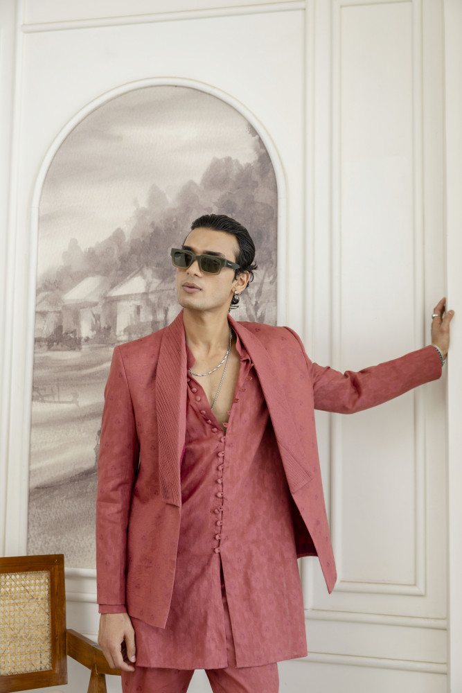 Image of Cotton Jacquard Pintex Kurta Blazer Set In Pink