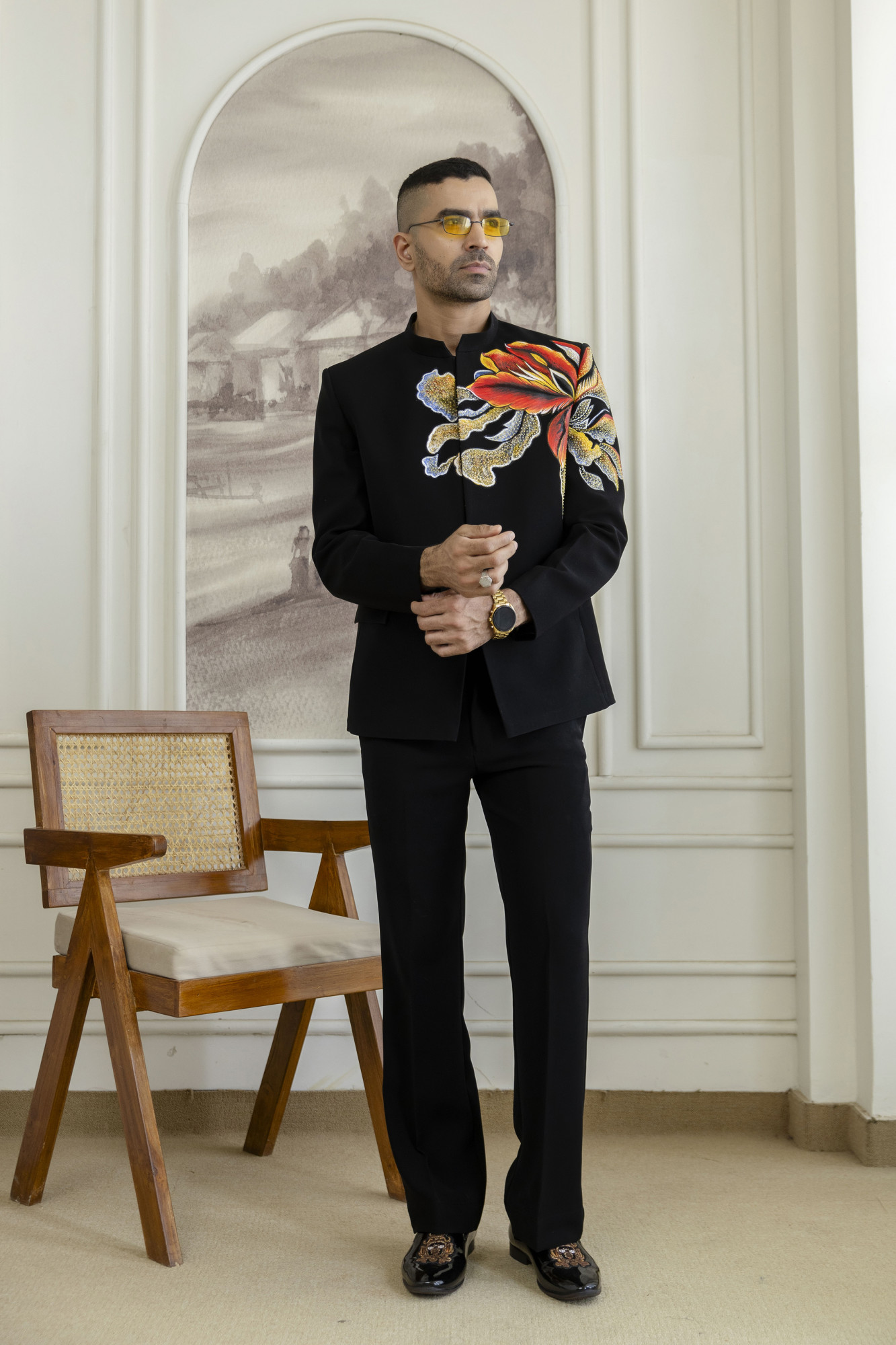 Flower Hand-Paint Jodhpuri In Black