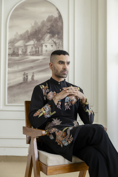 Multicolor Embroidered Kurta In Black Armani