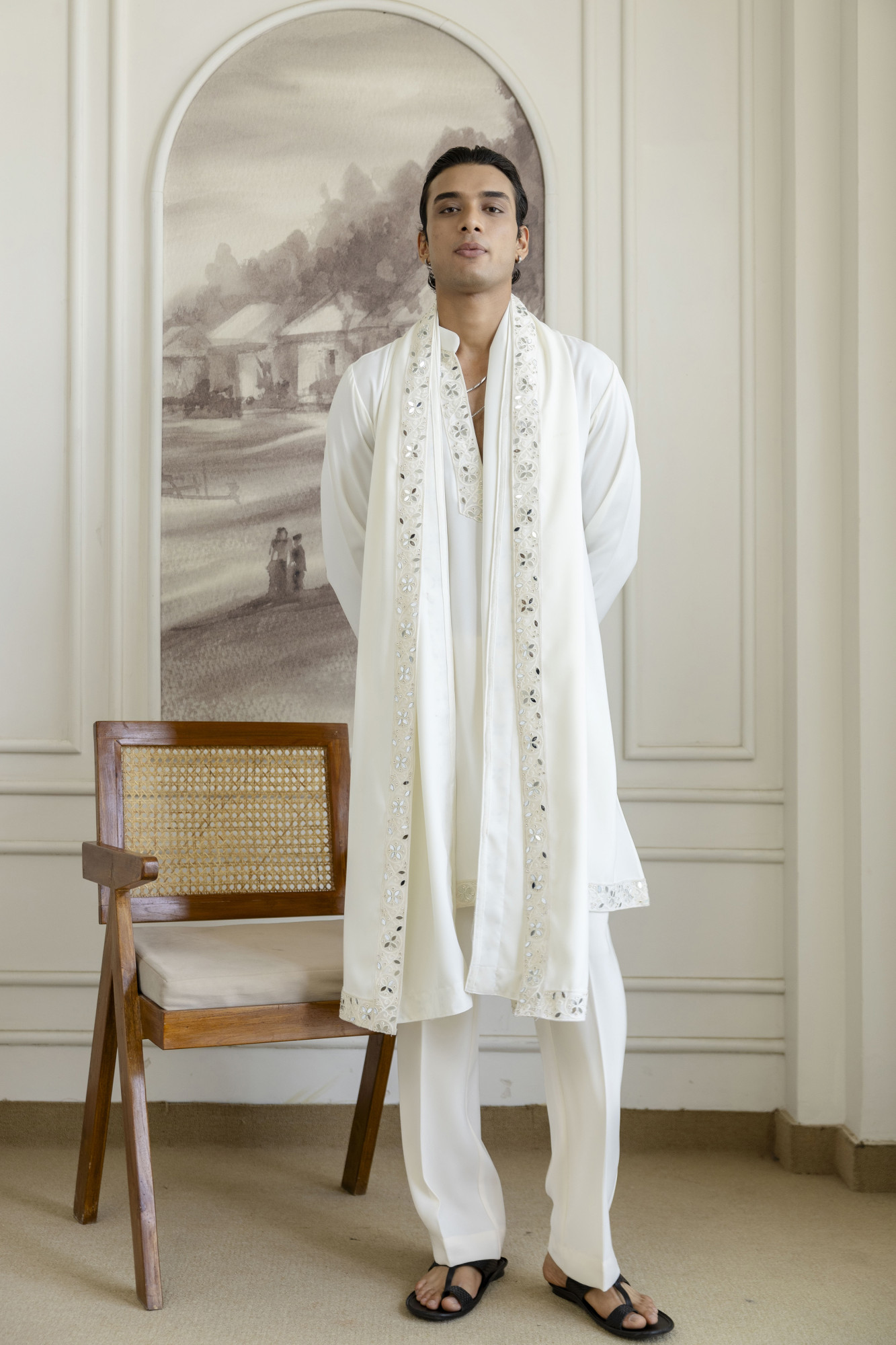 Mirror Laced Japanese Kurta With Dupatta In Off-White